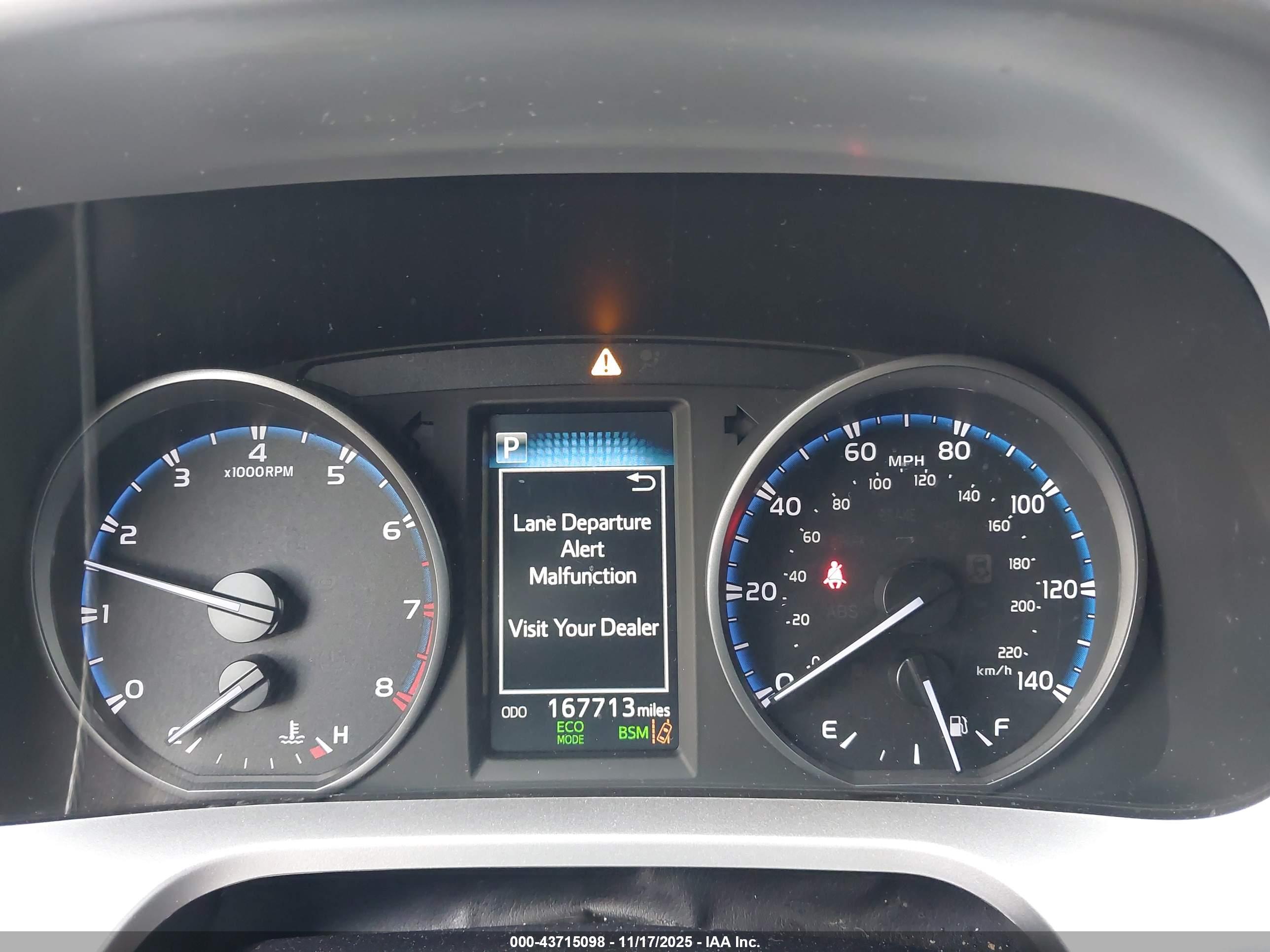 TOYOTA RAV4 image 7