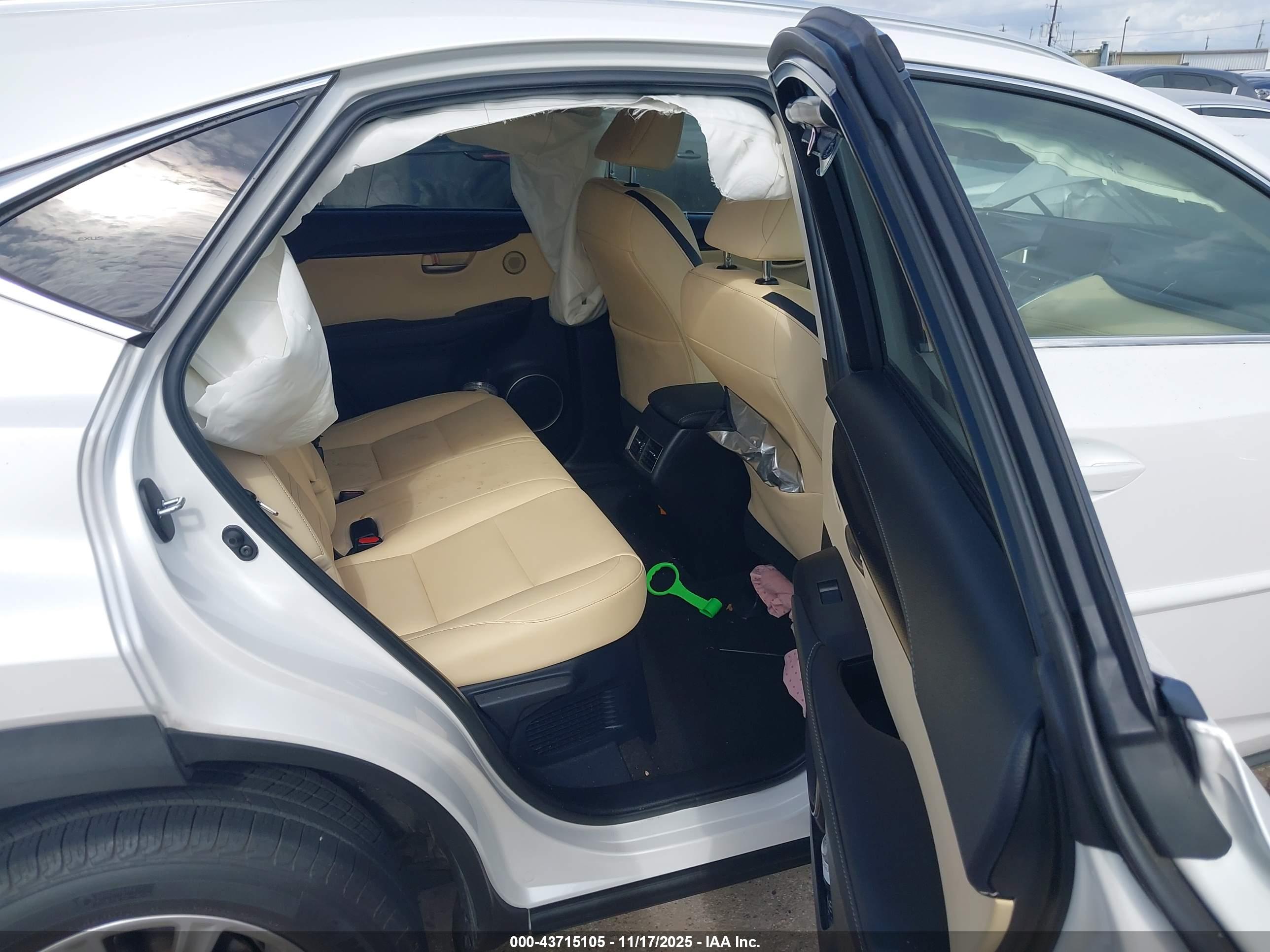 LEXUS NX image 8