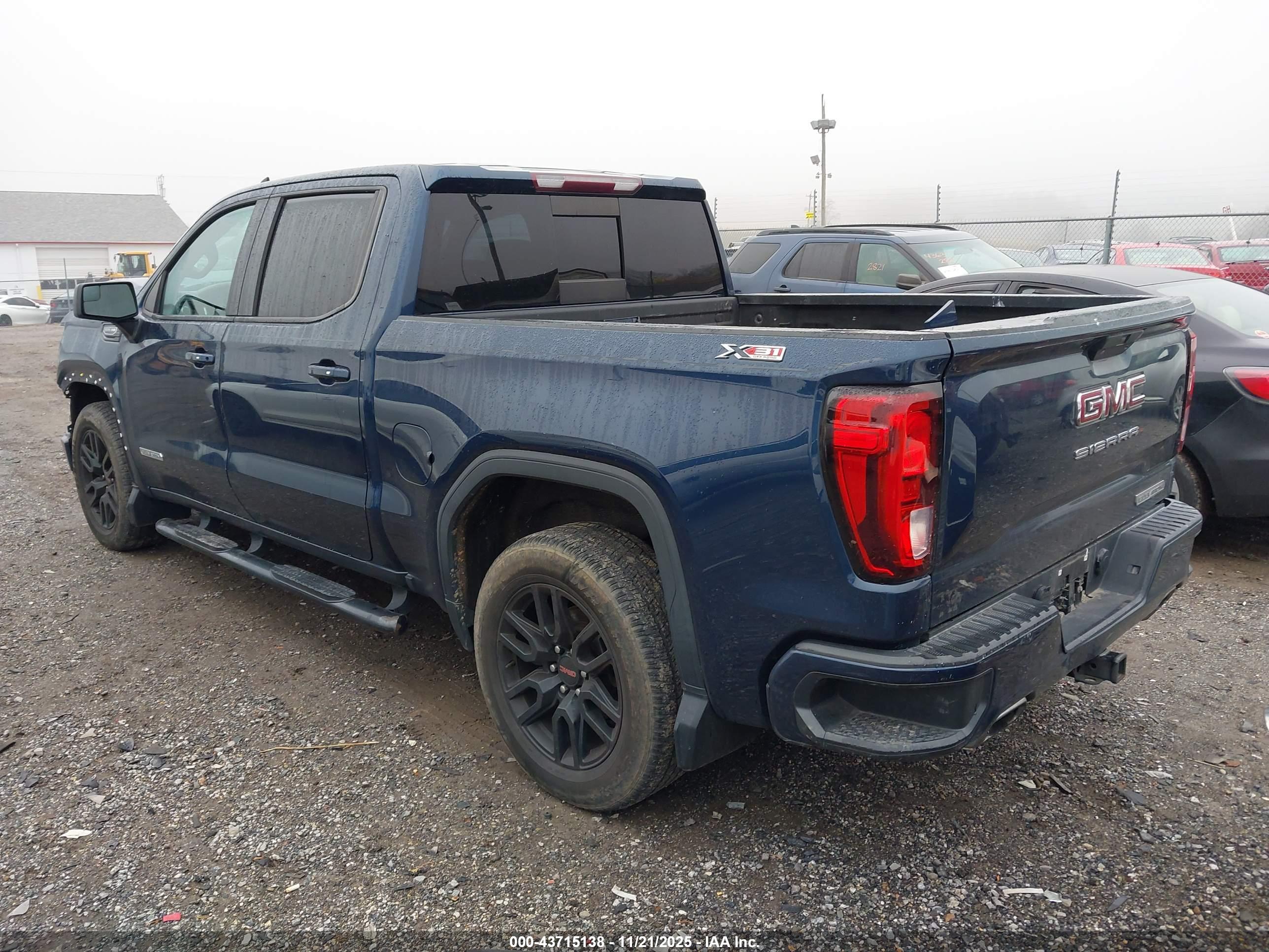 GMC SIERRA image 3