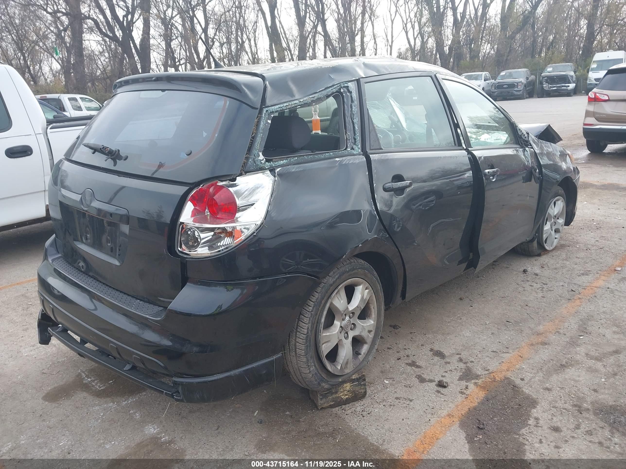 TOYOTA MATRIX image 4