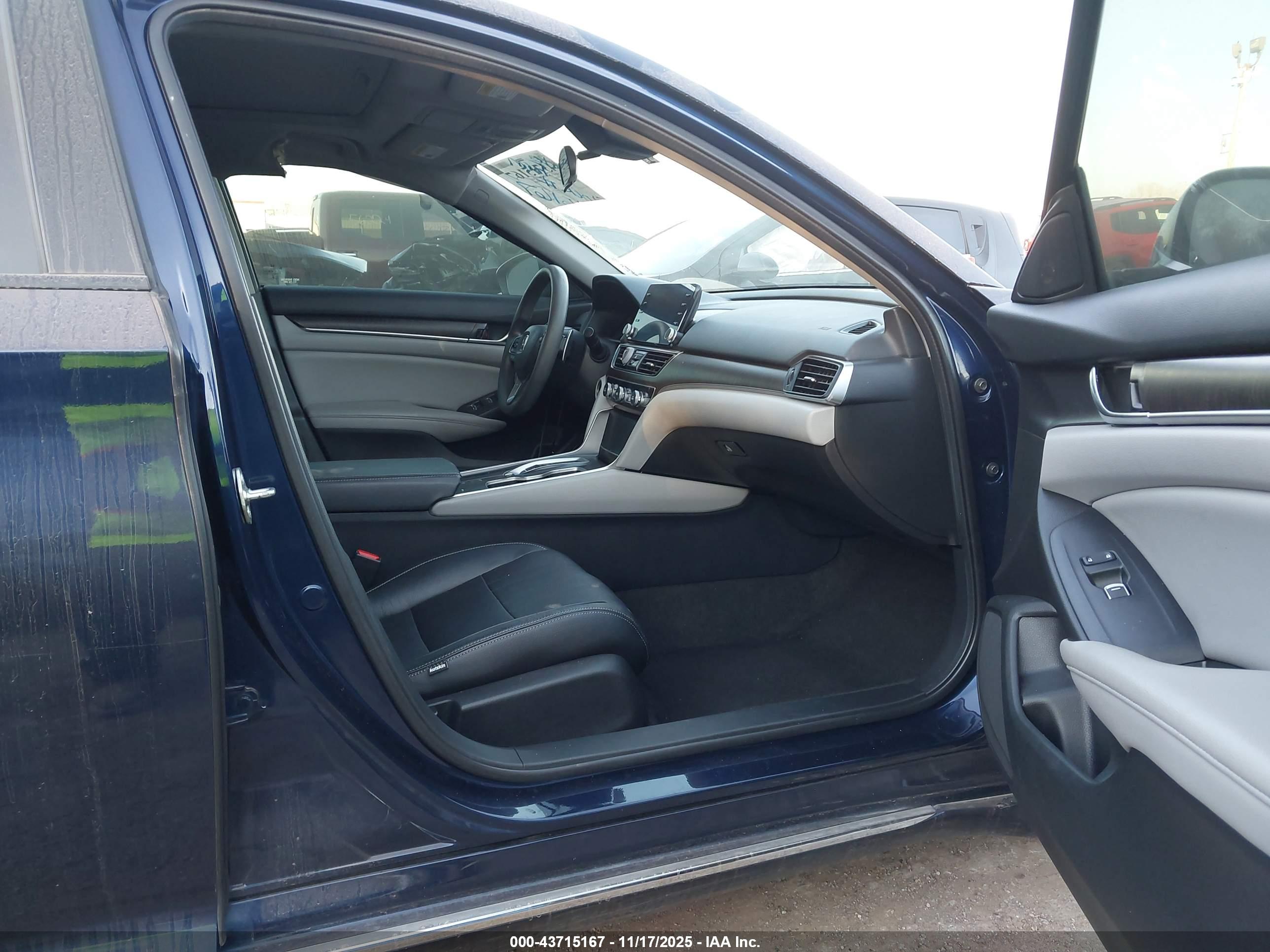 HONDA ACCORD image 5