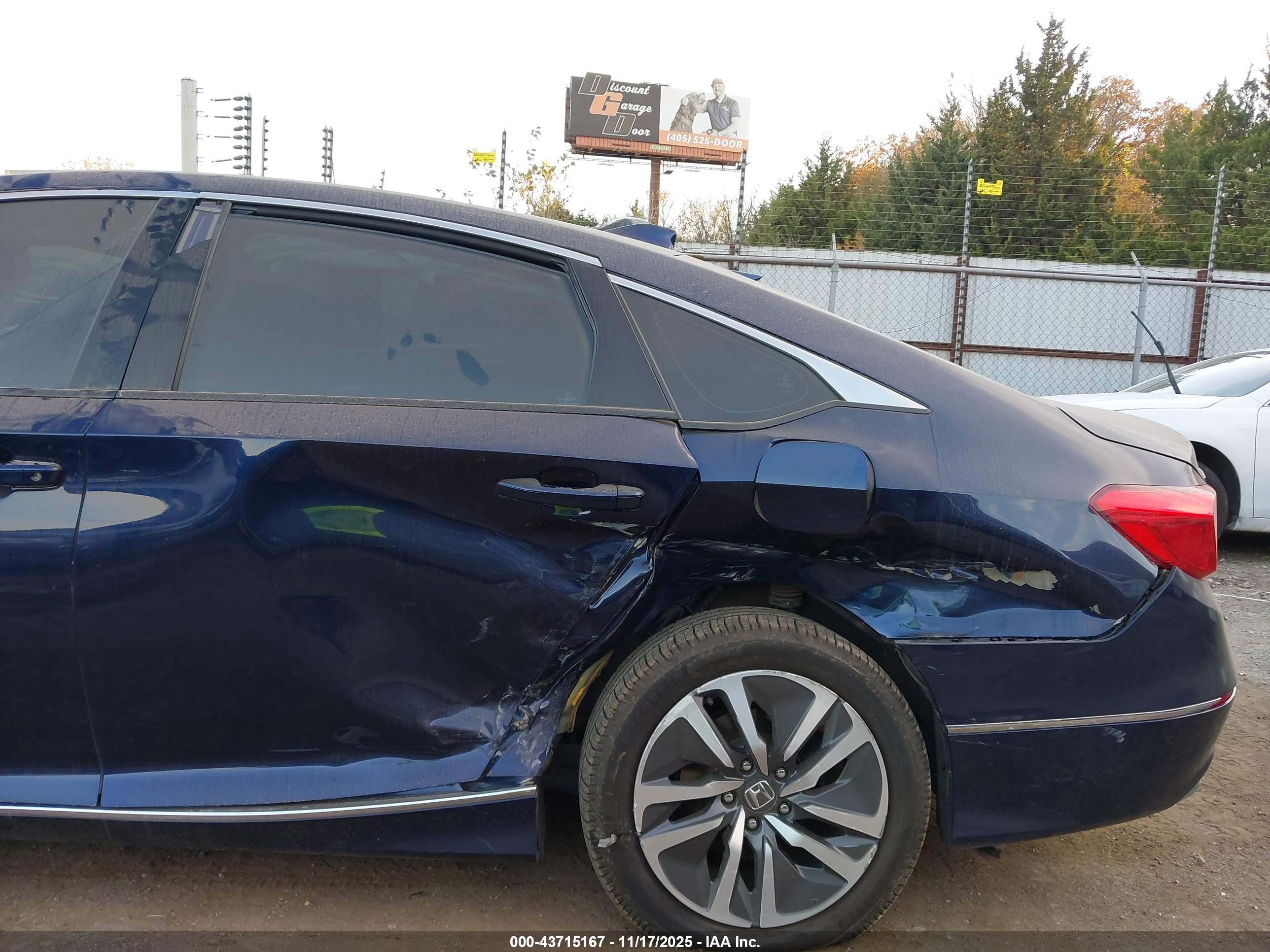 HONDA ACCORD image 6