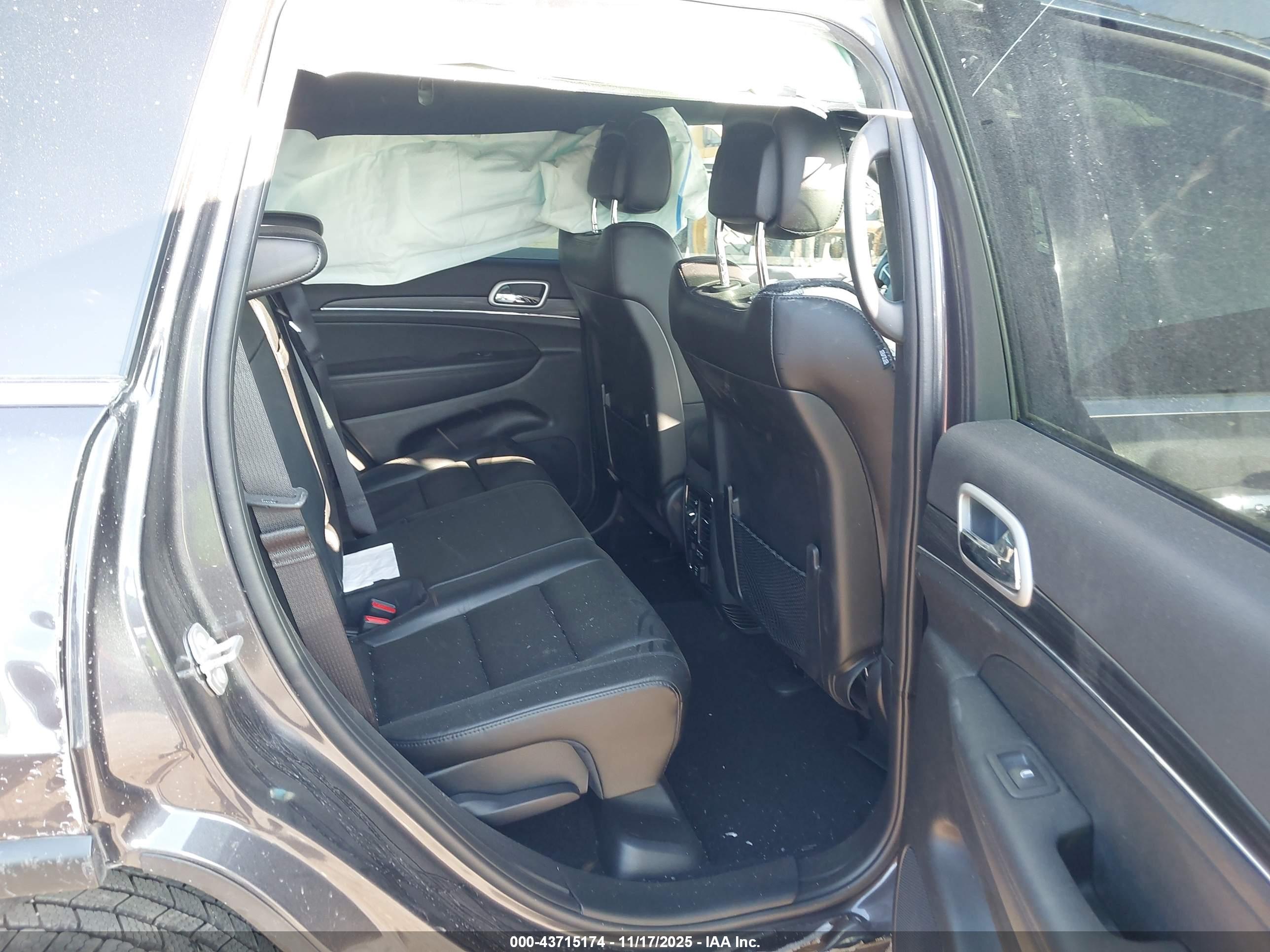 JEEP GRAND image 8