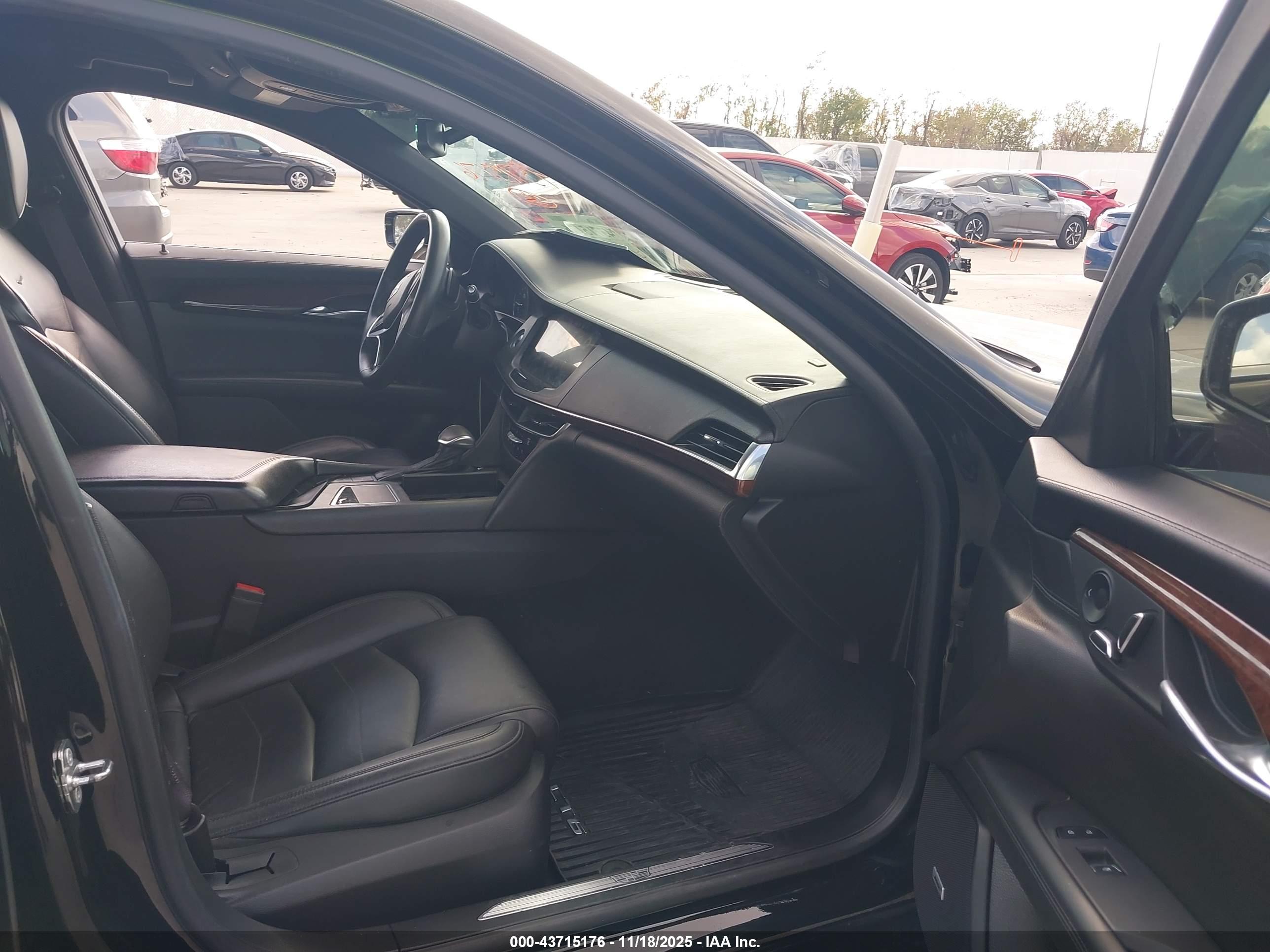 CADILLAC CT6 image 5