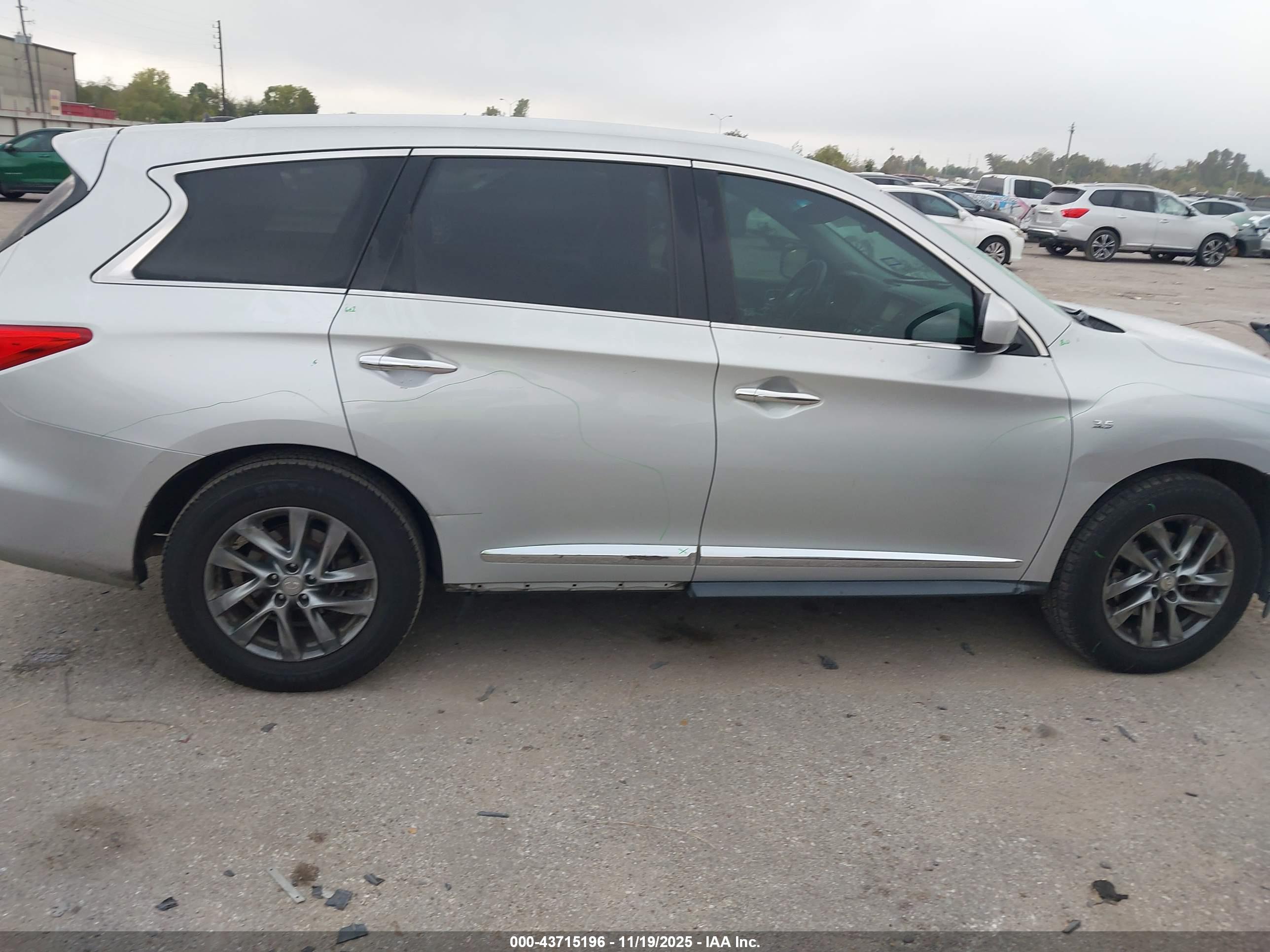 INFINITI QX60 image 6
