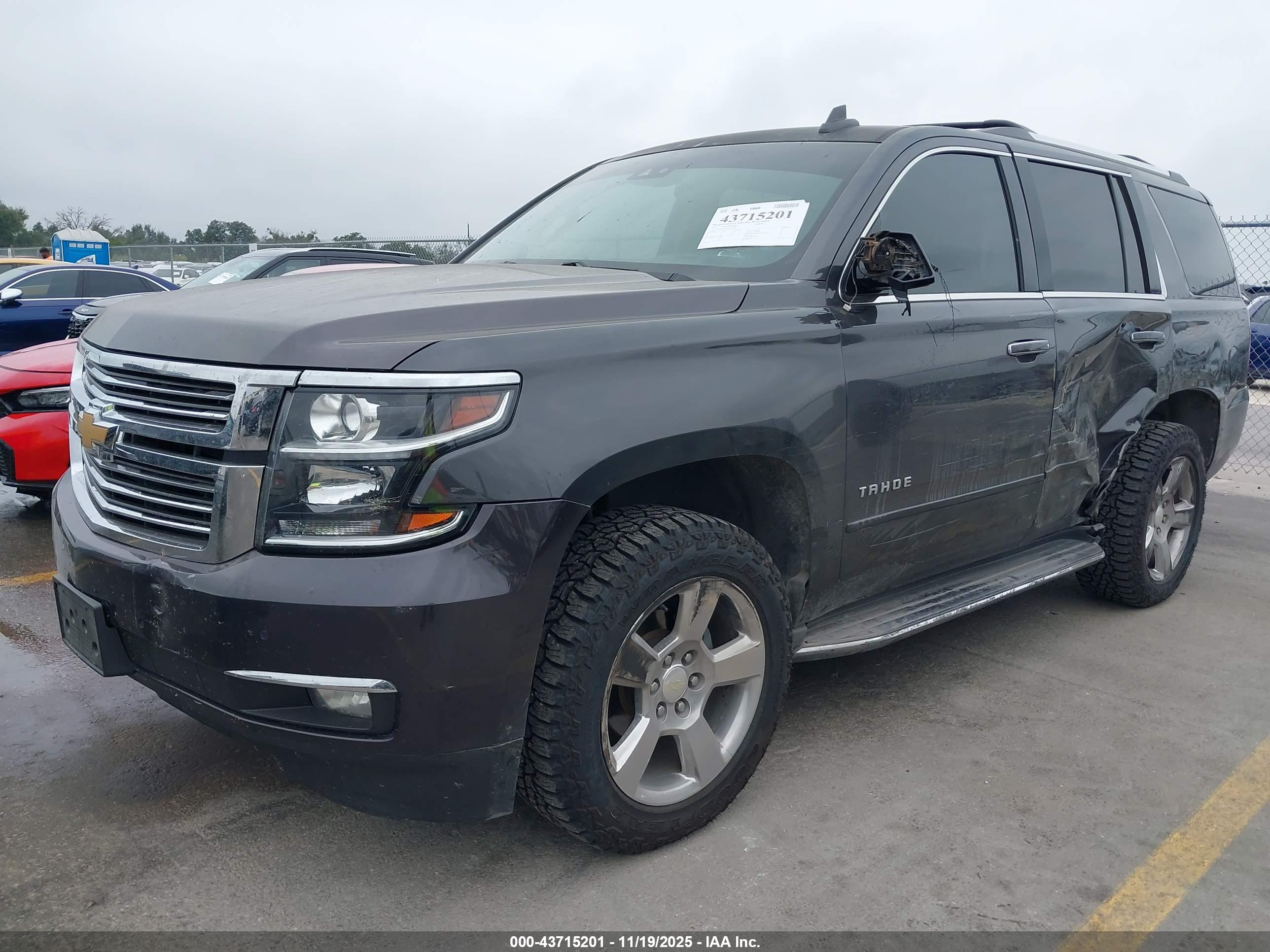 CHEVROLET TAHOE image 2