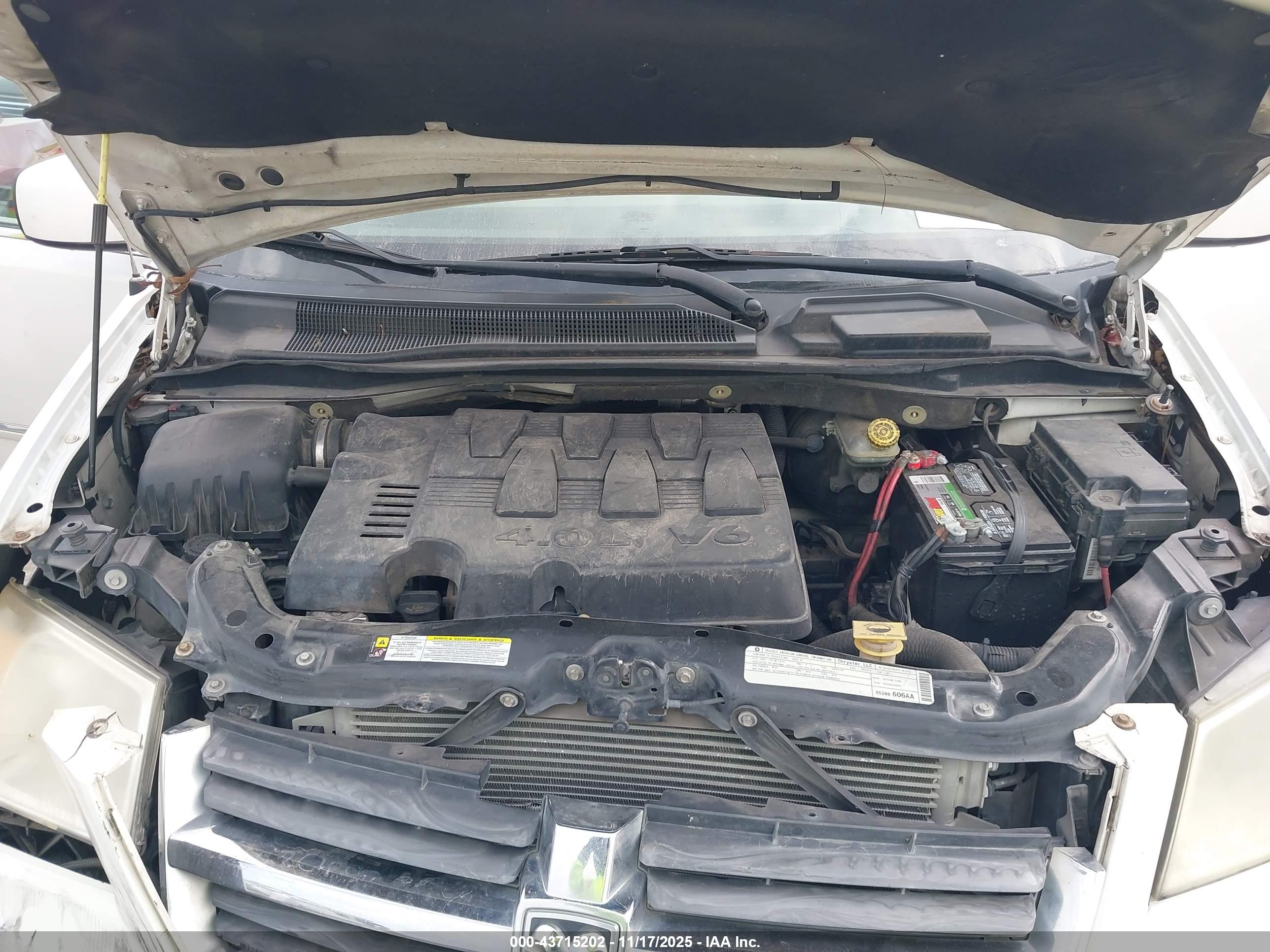 DODGE GRAND image 10