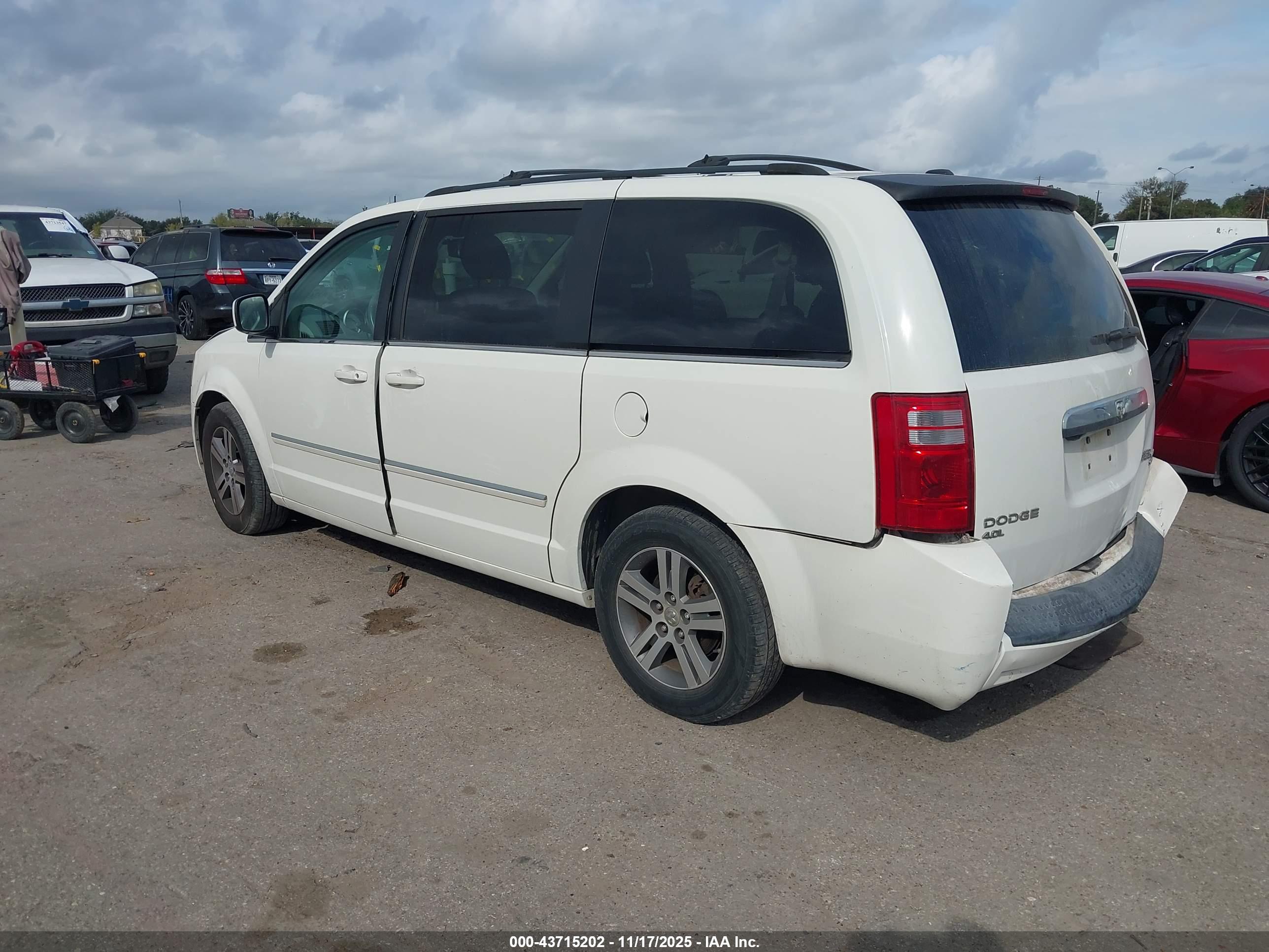 DODGE GRAND image 3