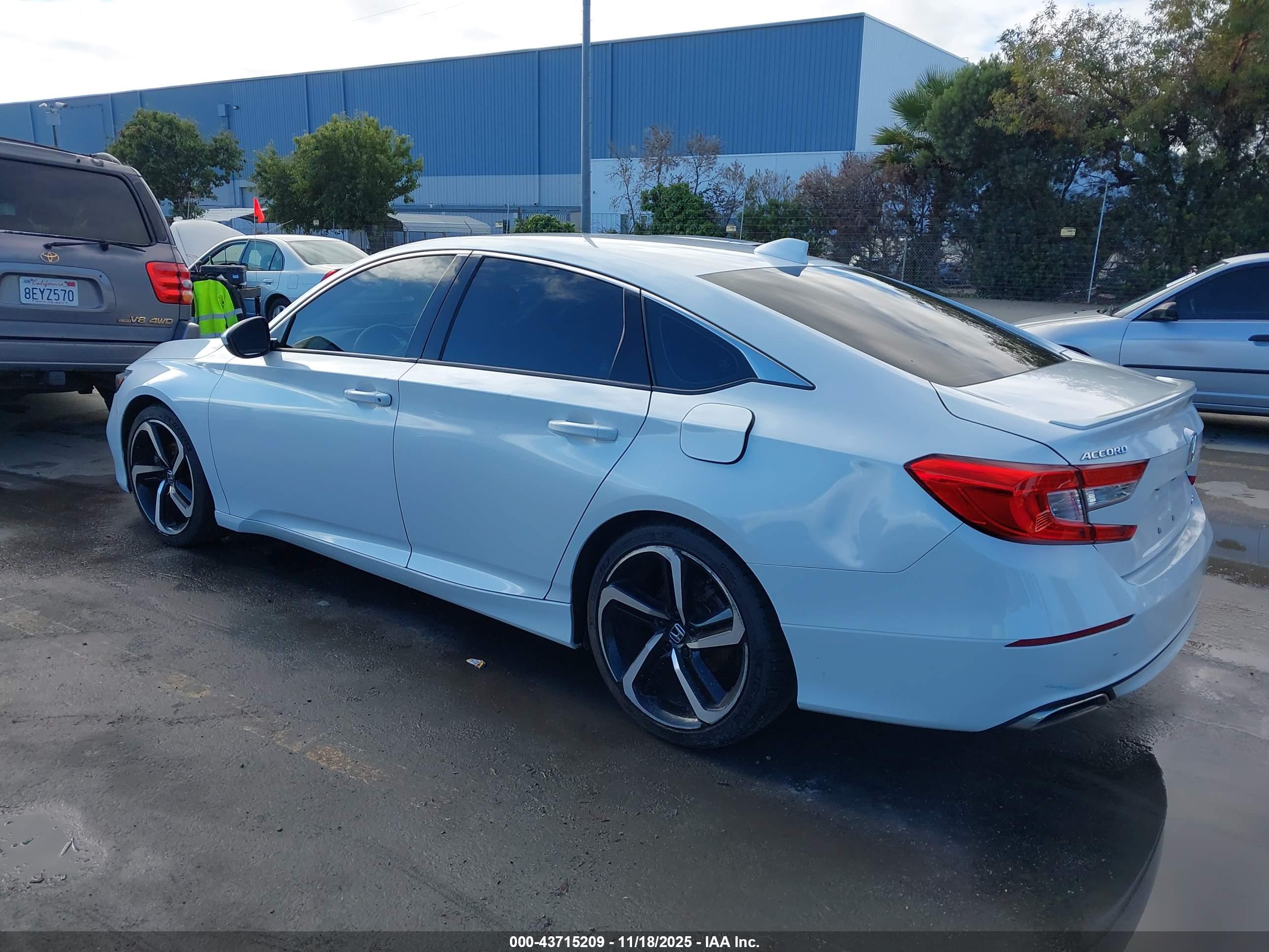 HONDA ACCORD image 3