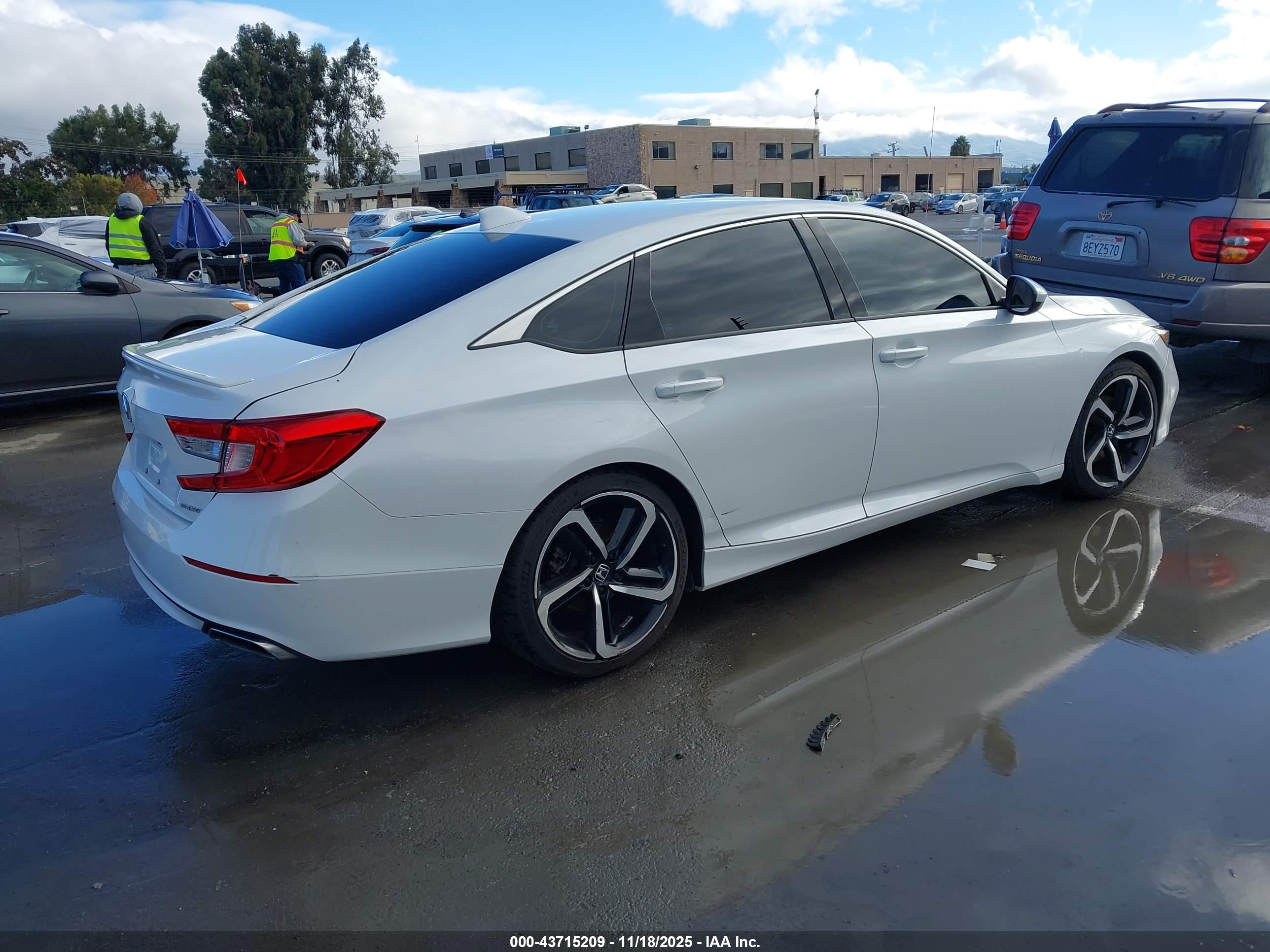 HONDA ACCORD image 4