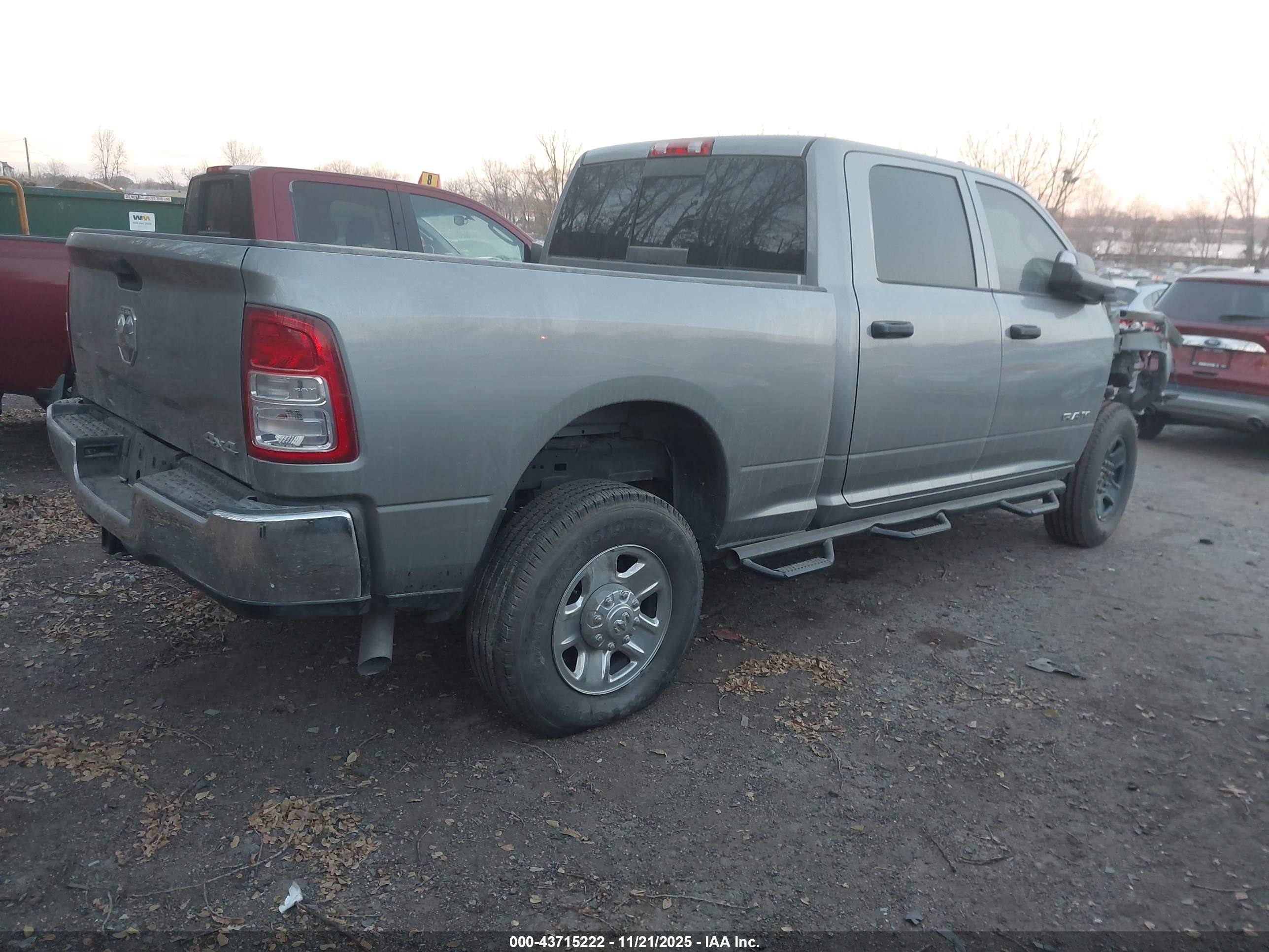 RAM 2500 image 4