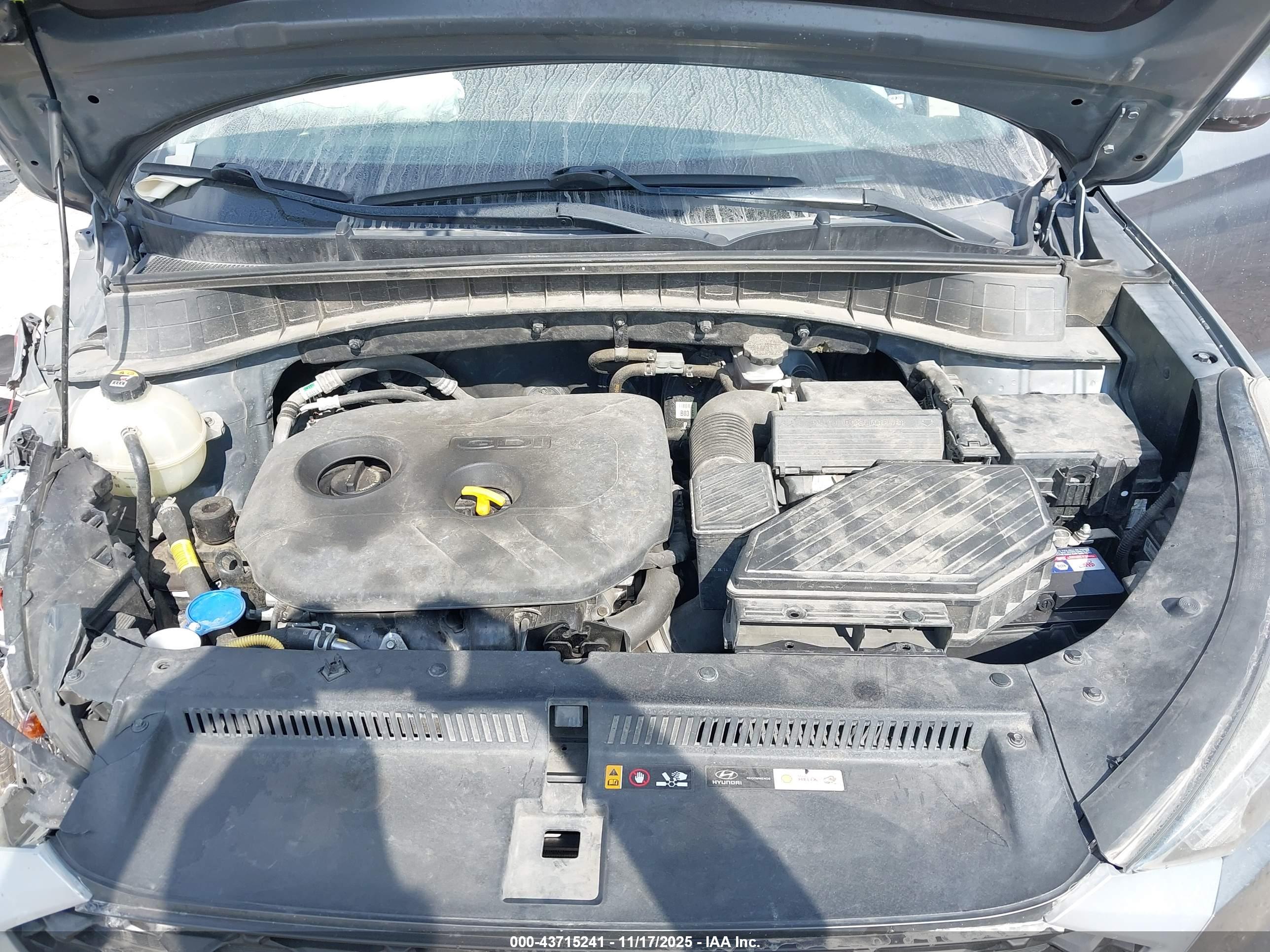 HYUNDAI TUCSON image 10