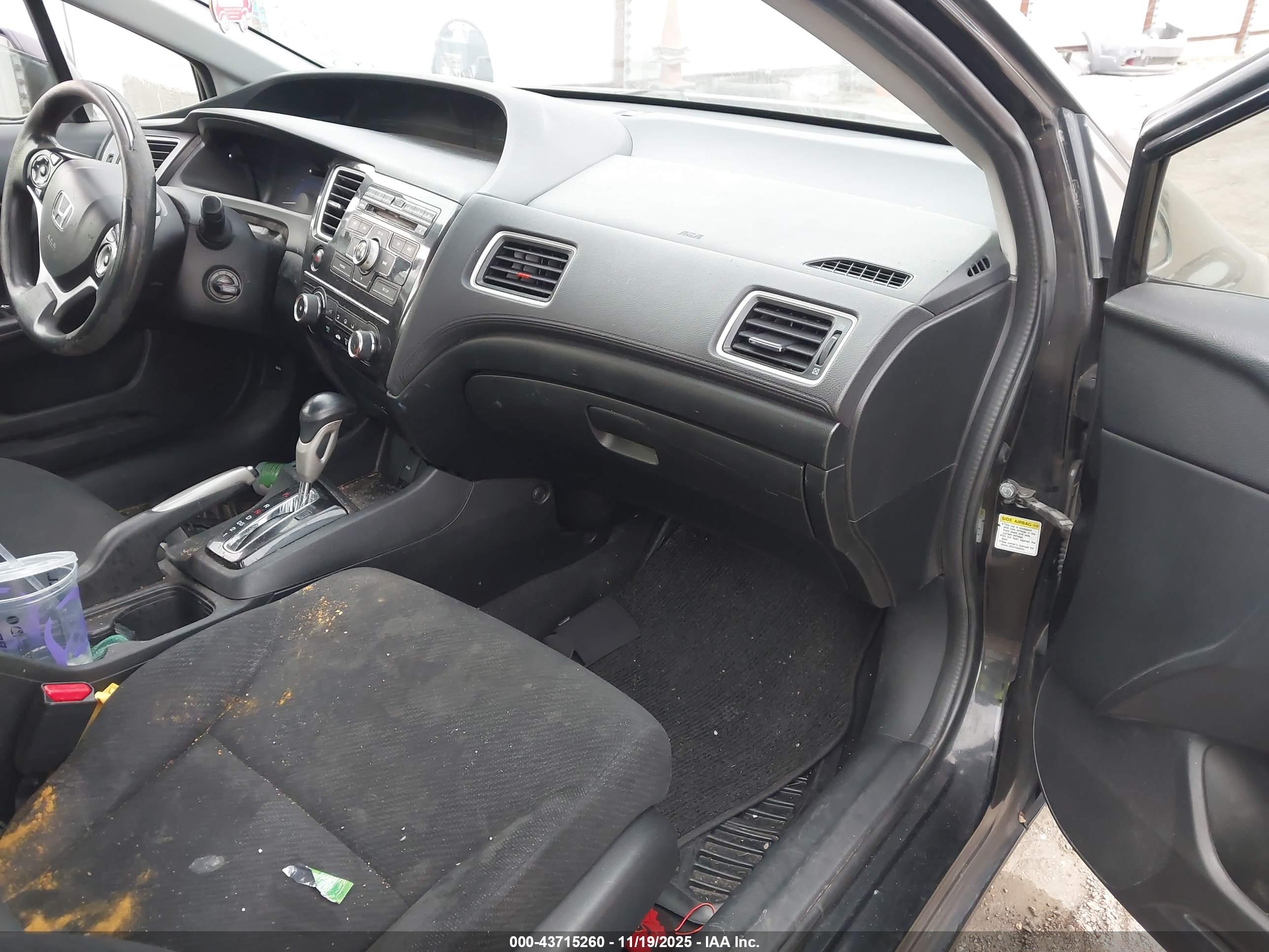 HONDA CIVIC image 5
