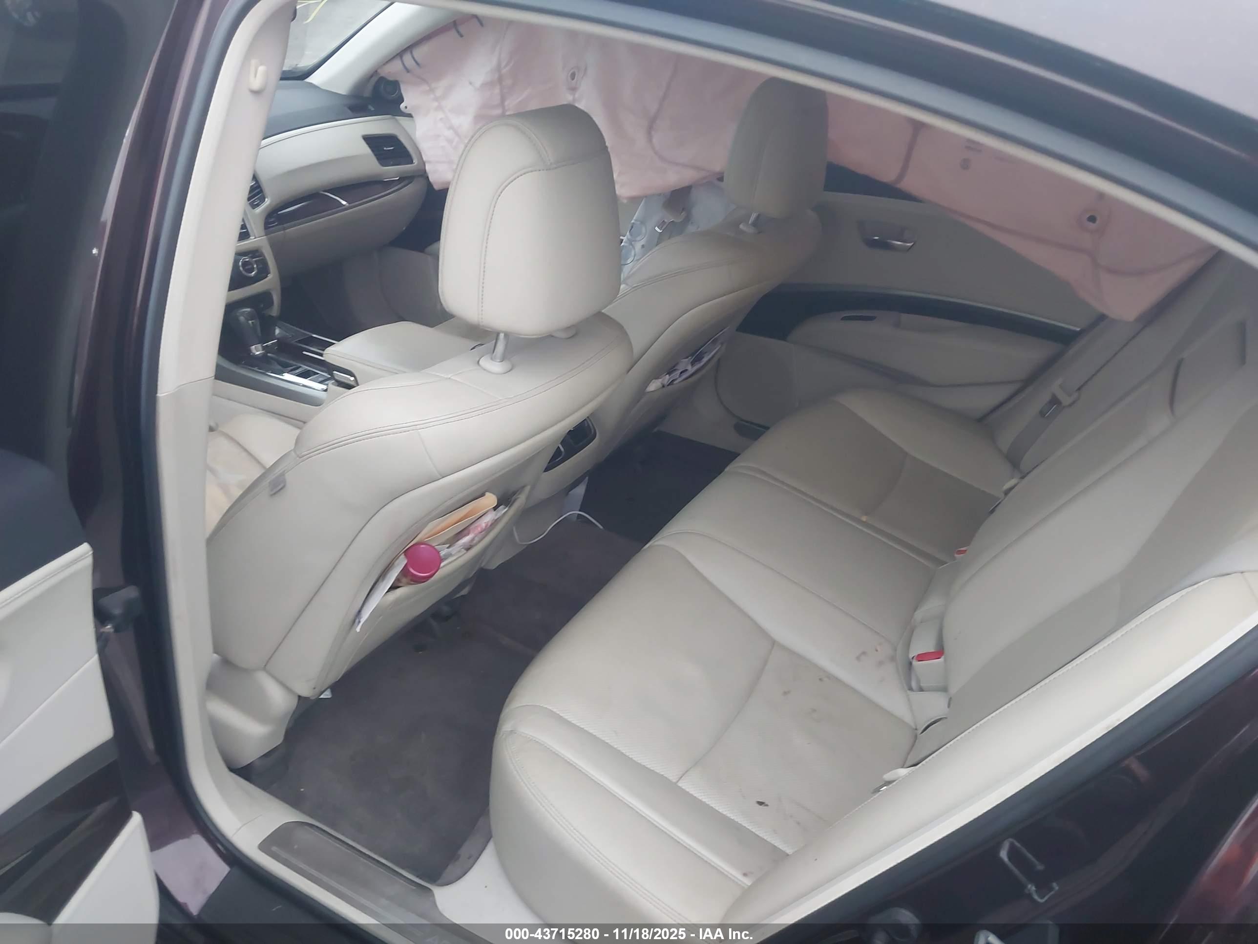 ACURA RLX image 8