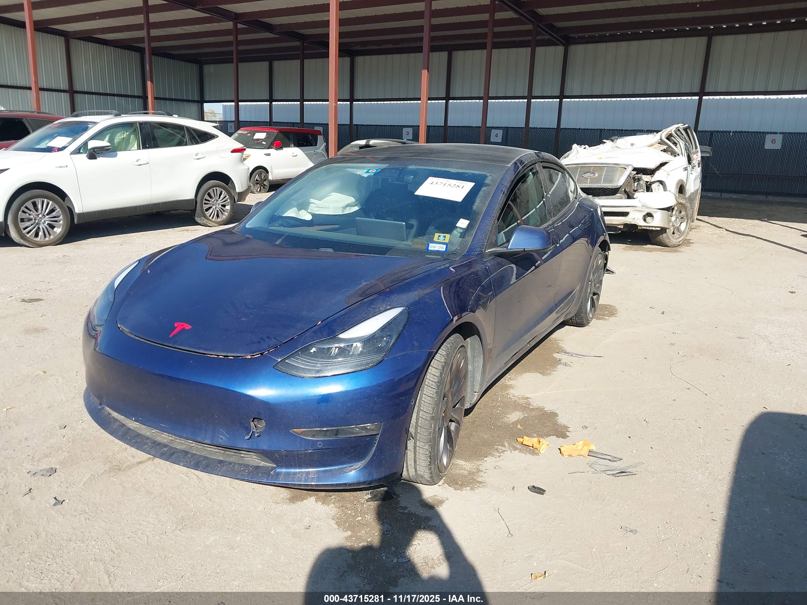 TESLA MODEL image 2