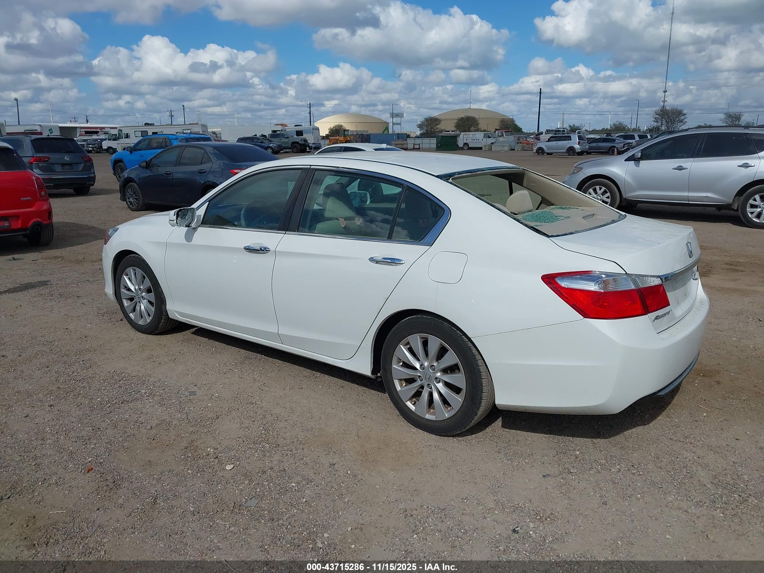 HONDA ACCORD image 3