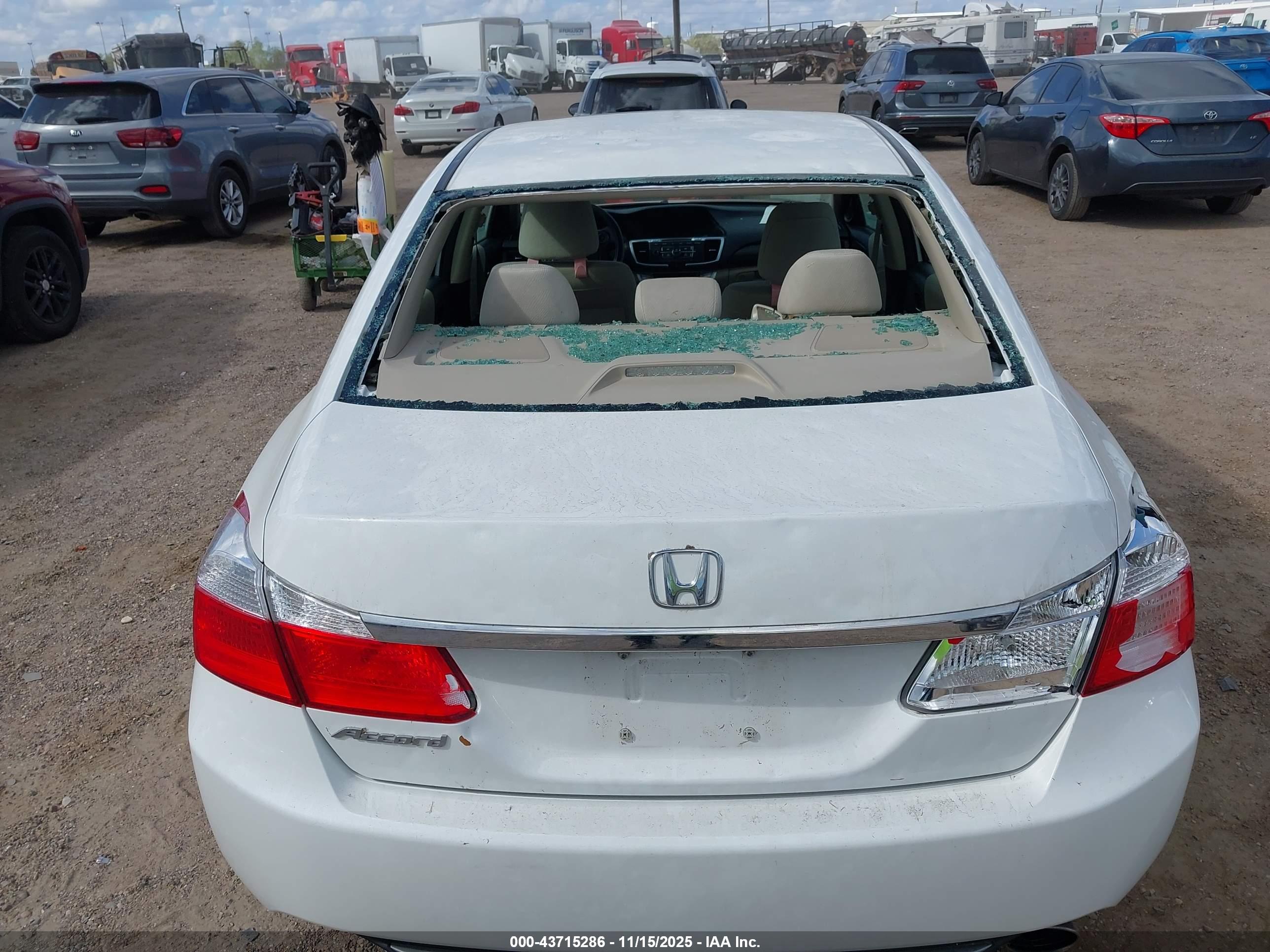 HONDA ACCORD image 6