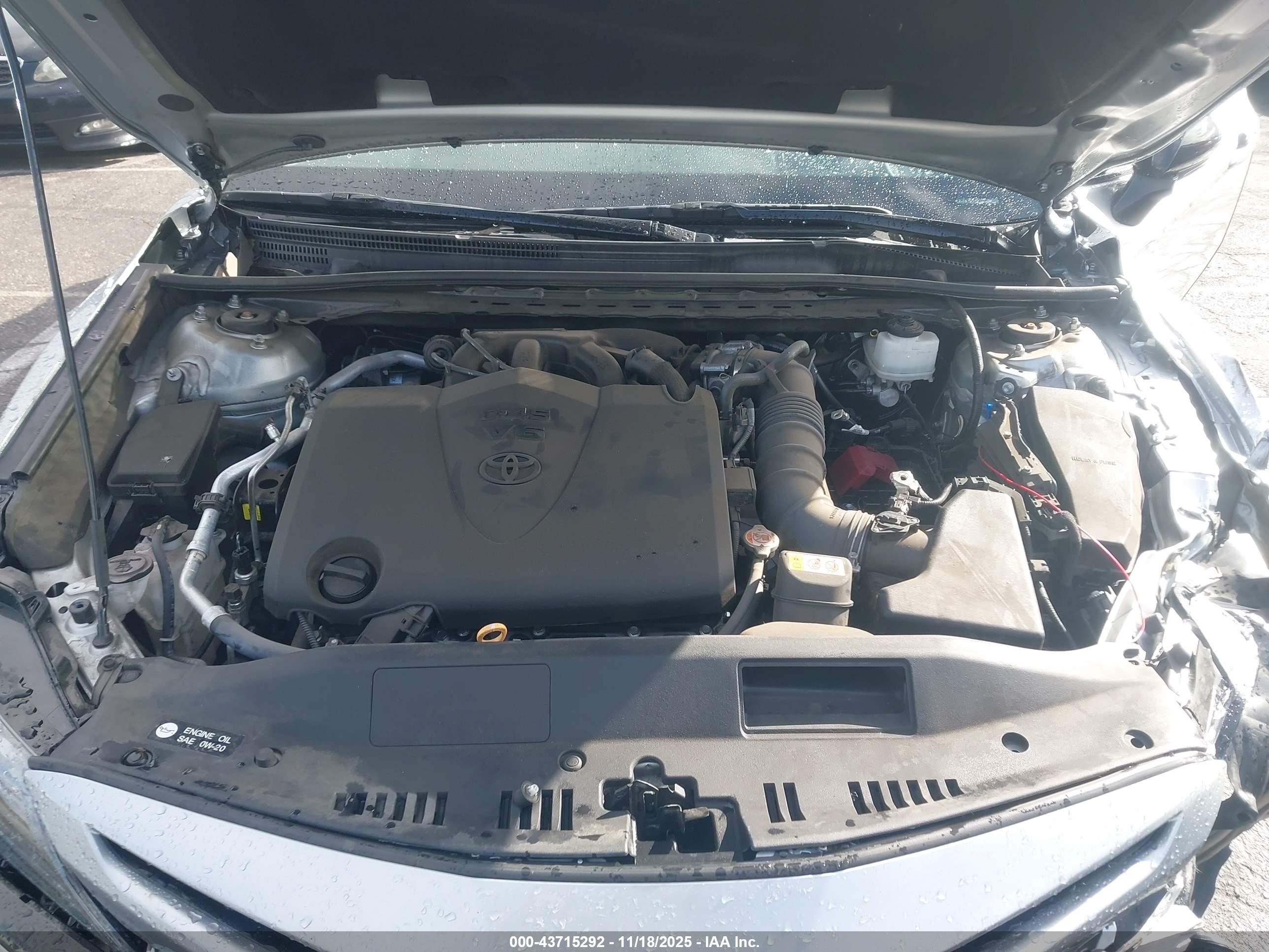 TOYOTA CAMRY image 10