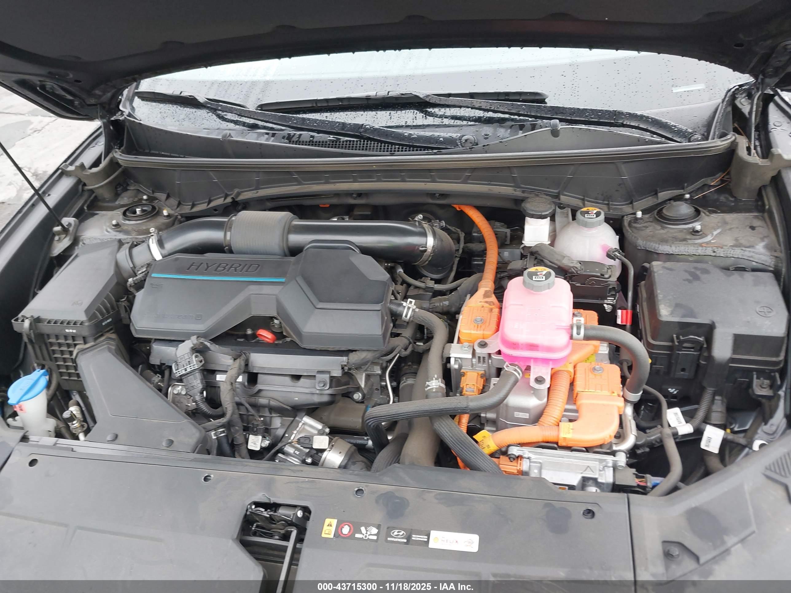 HYUNDAI TUCSON image 10