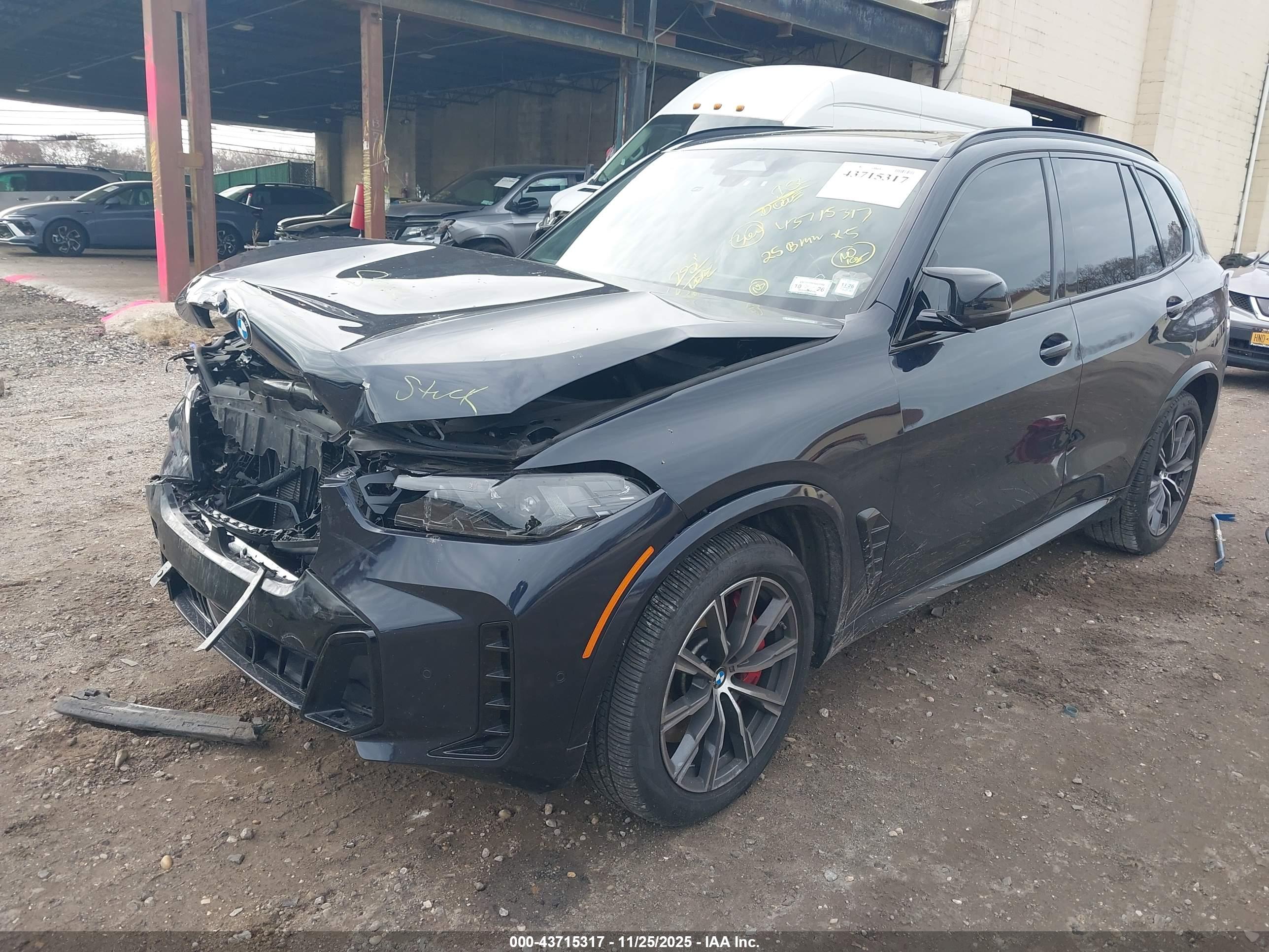 BMW X5 image 2