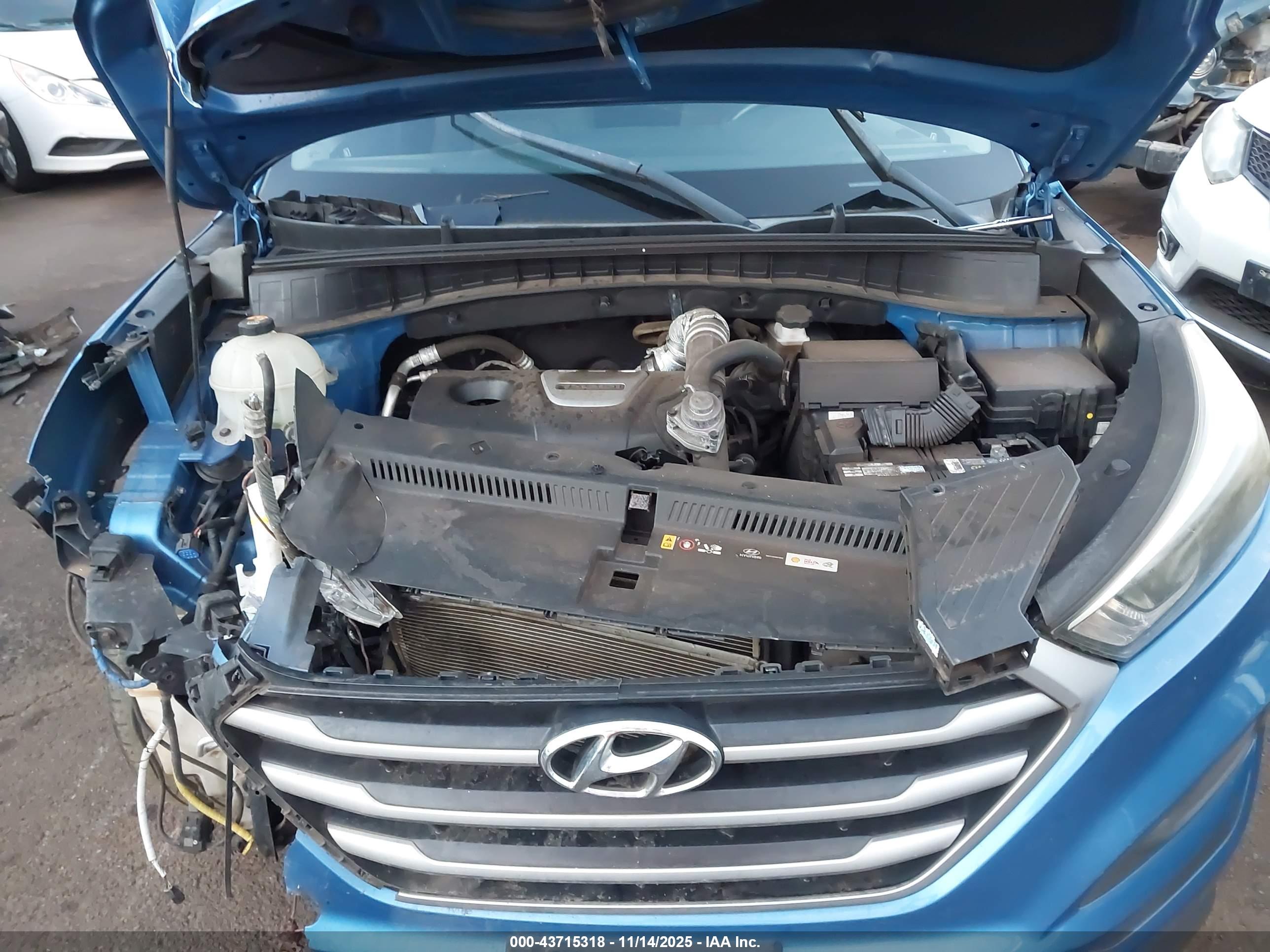 HYUNDAI TUCSON image 10
