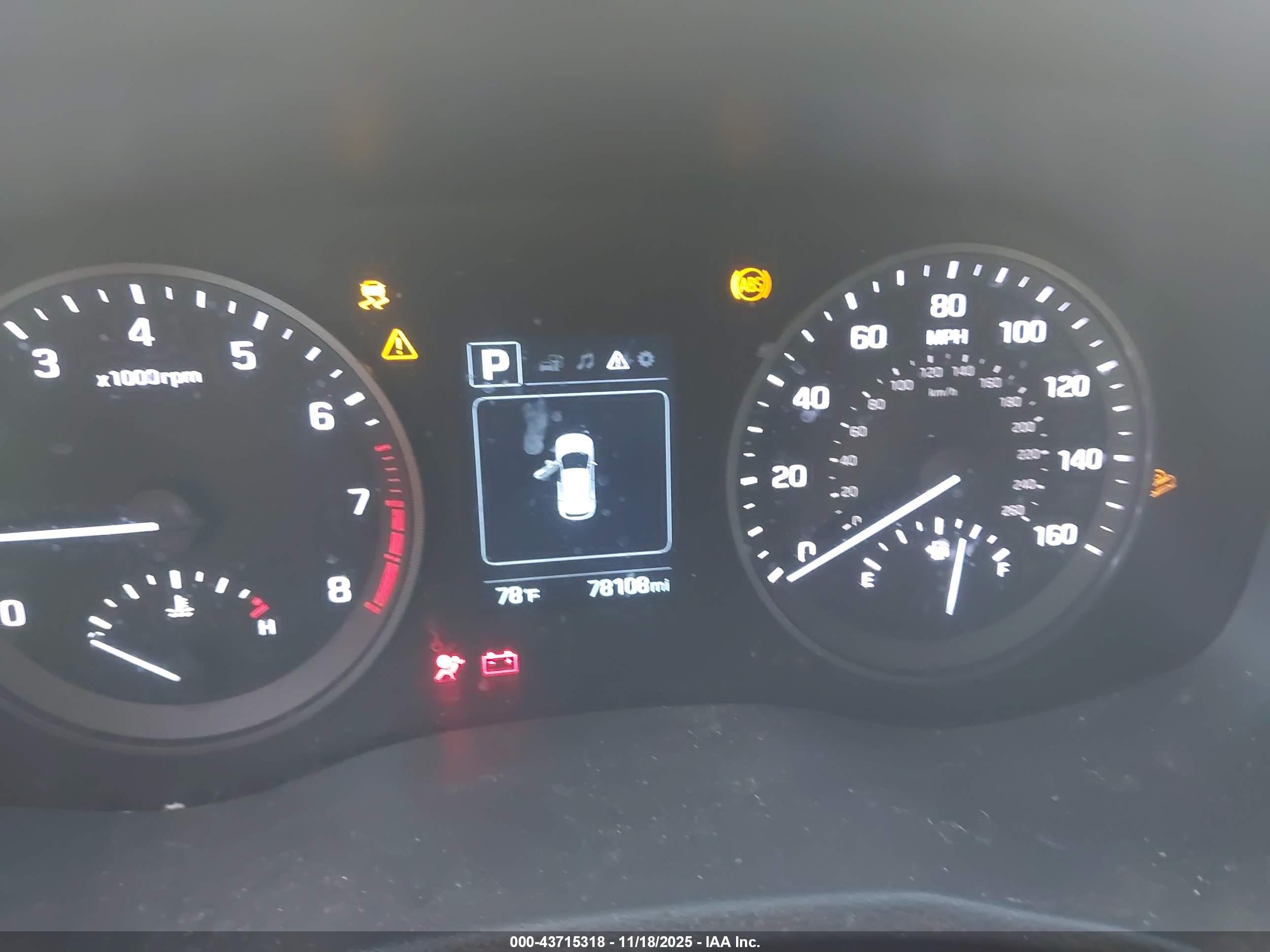 HYUNDAI TUCSON image 7