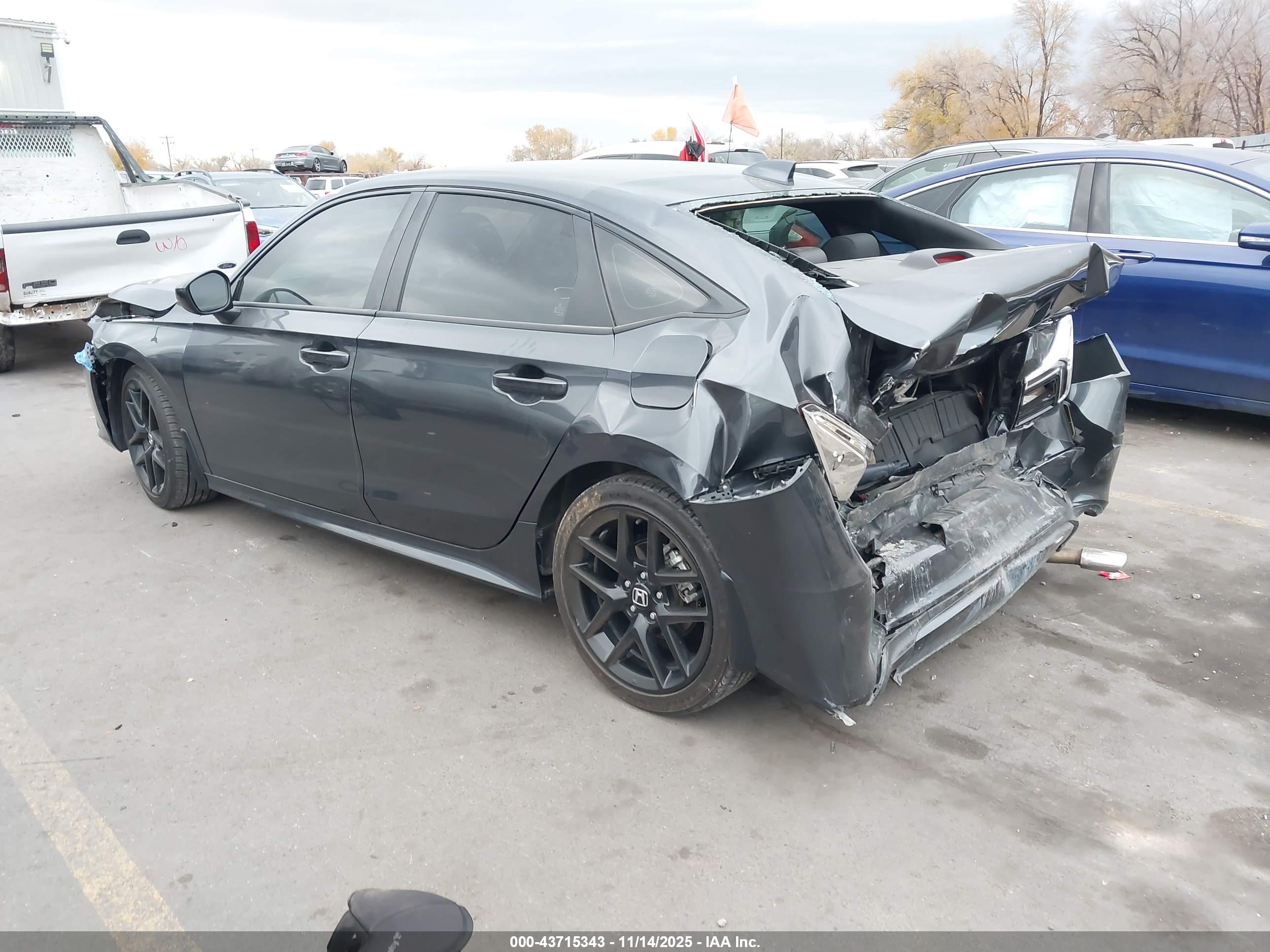 HONDA CIVIC image 3