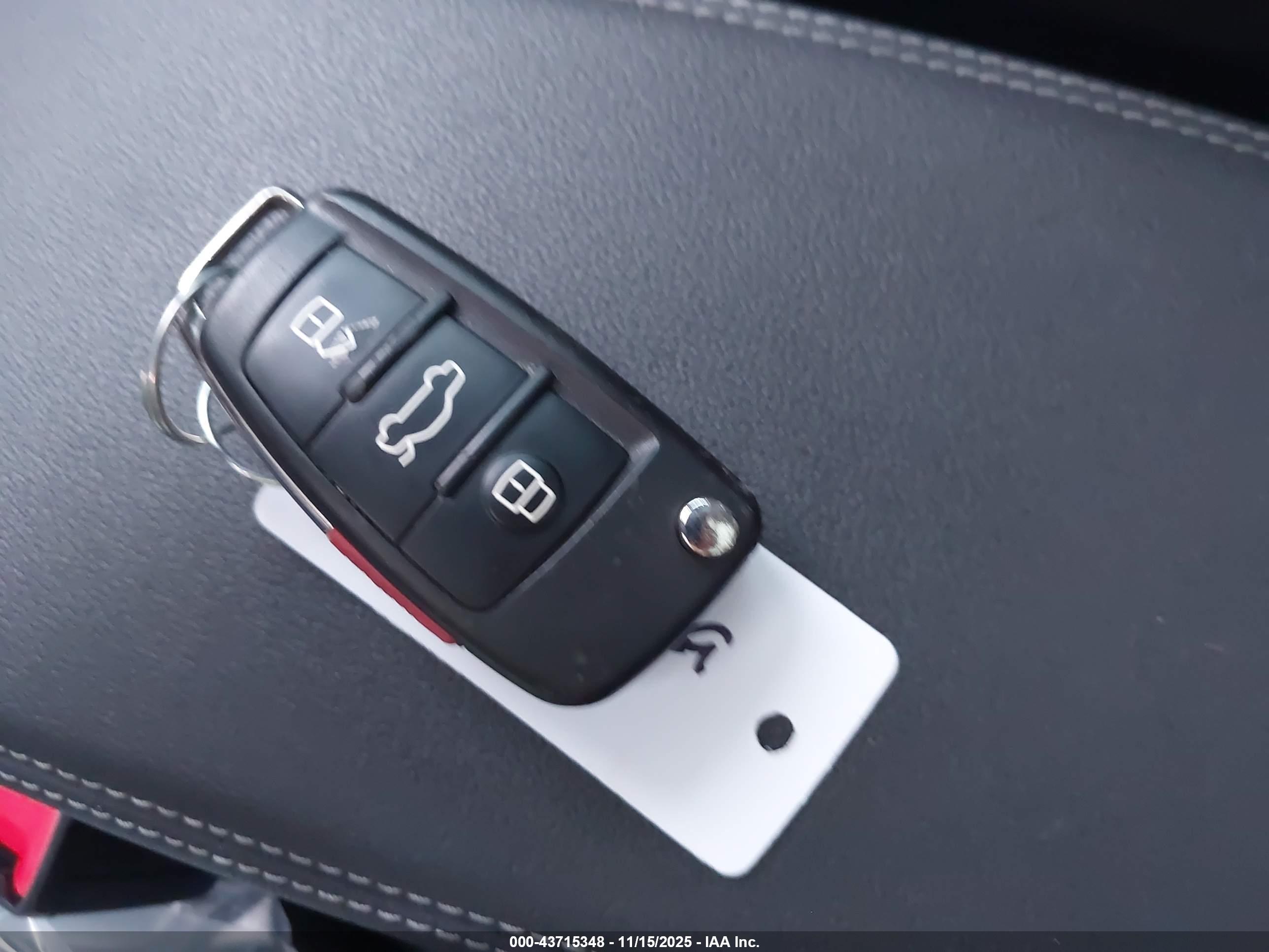 AUDI Q3 image 11
