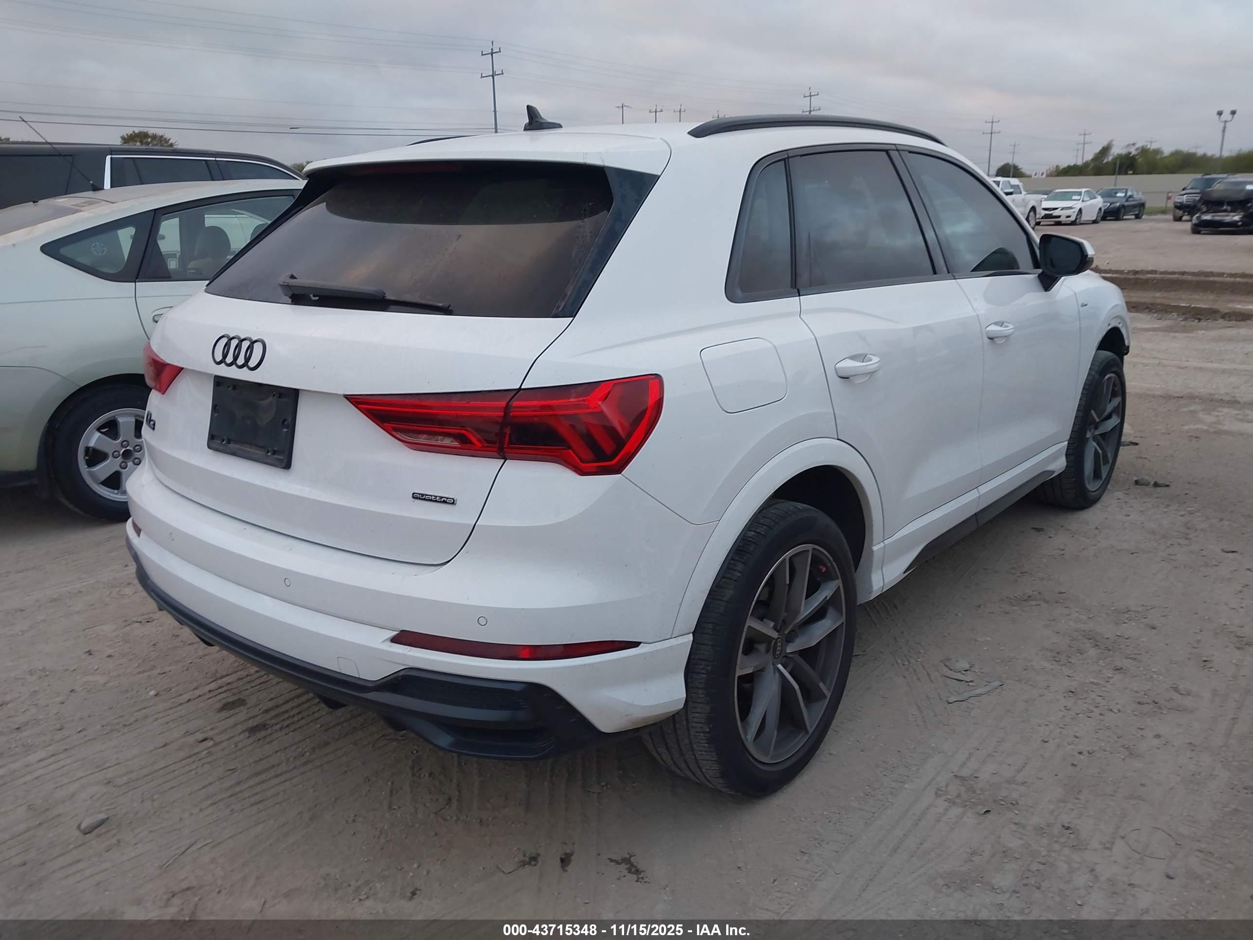 AUDI Q3 image 4