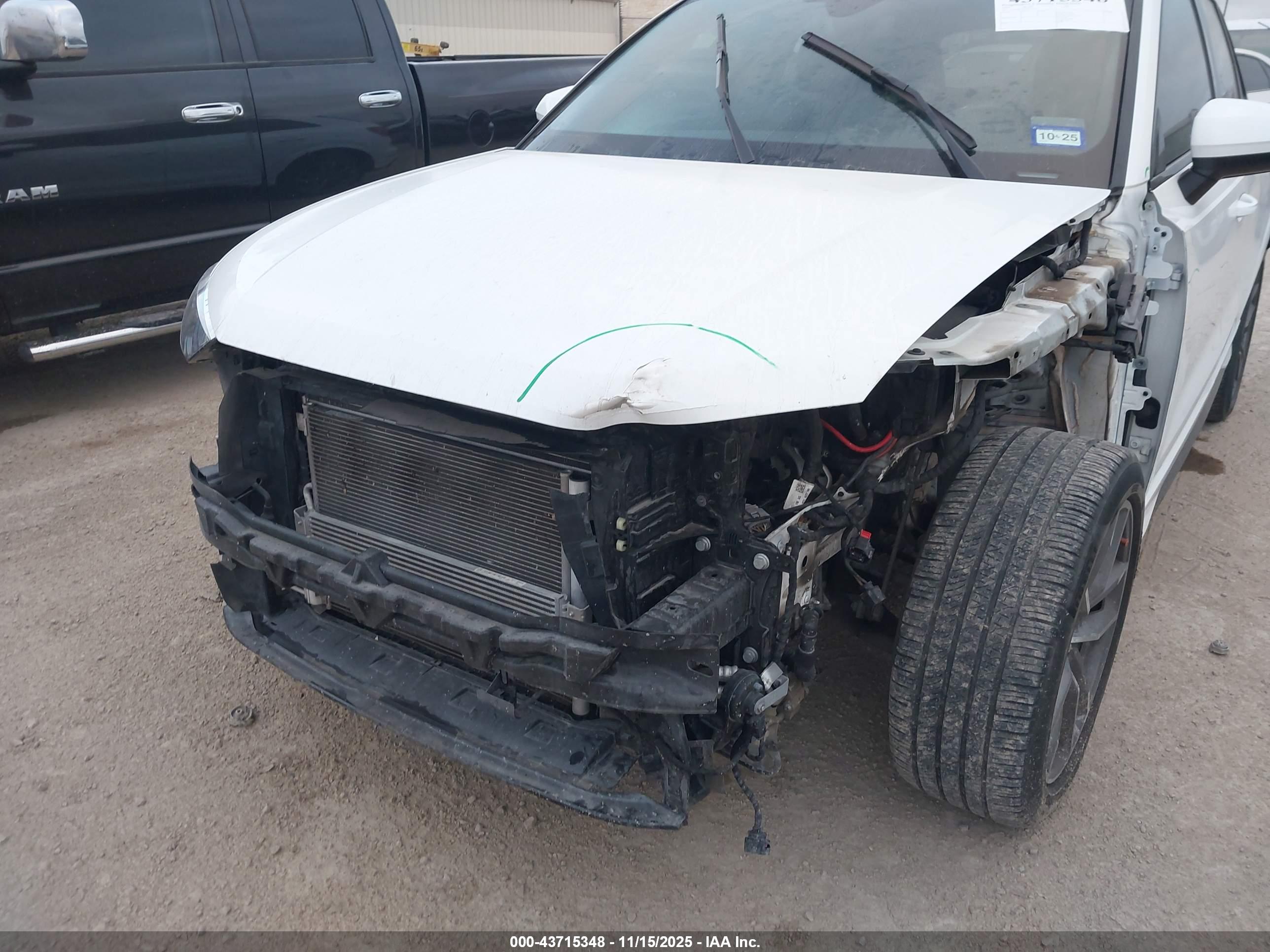 AUDI Q3 image 6