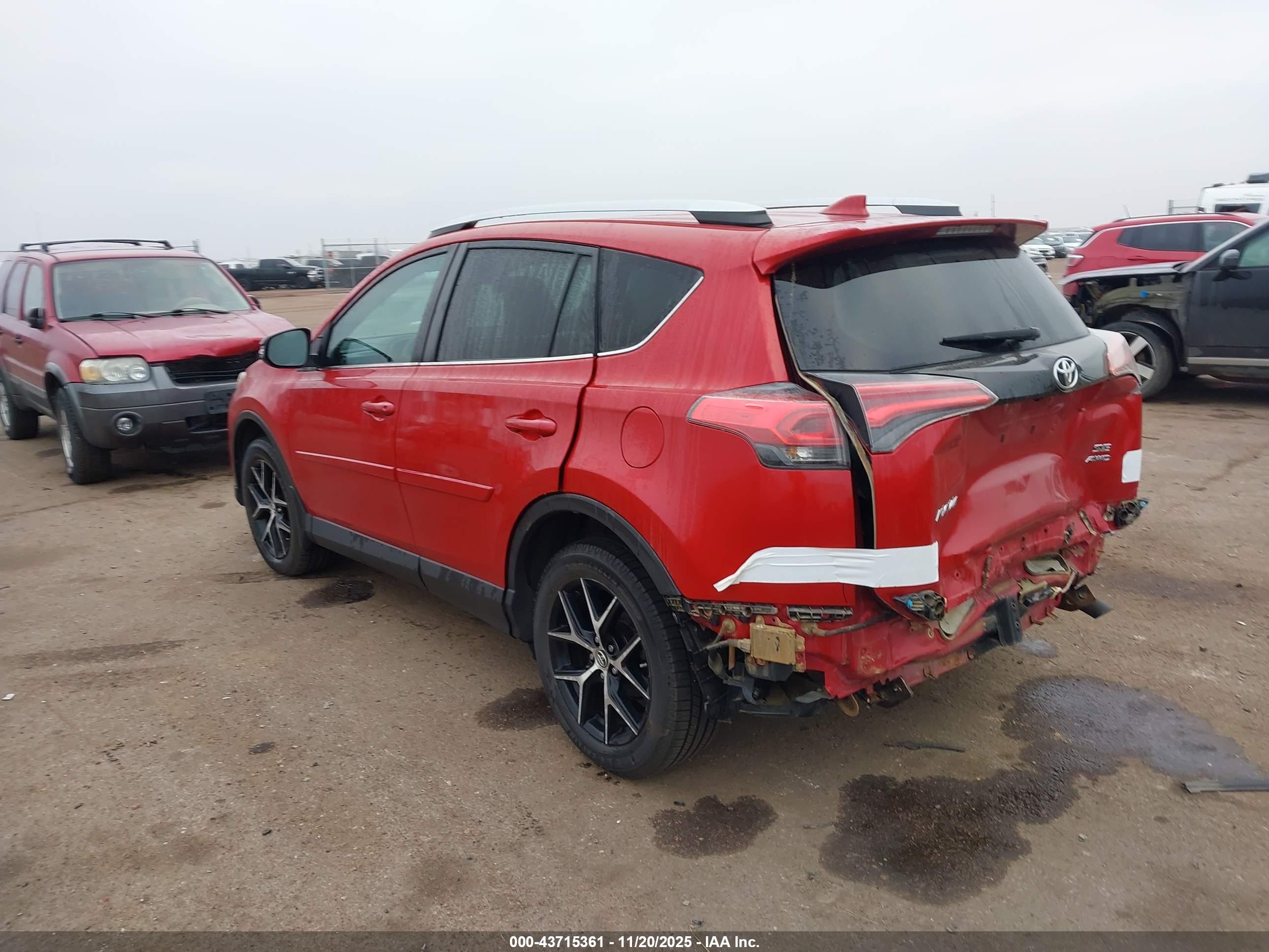 TOYOTA RAV4 image 3