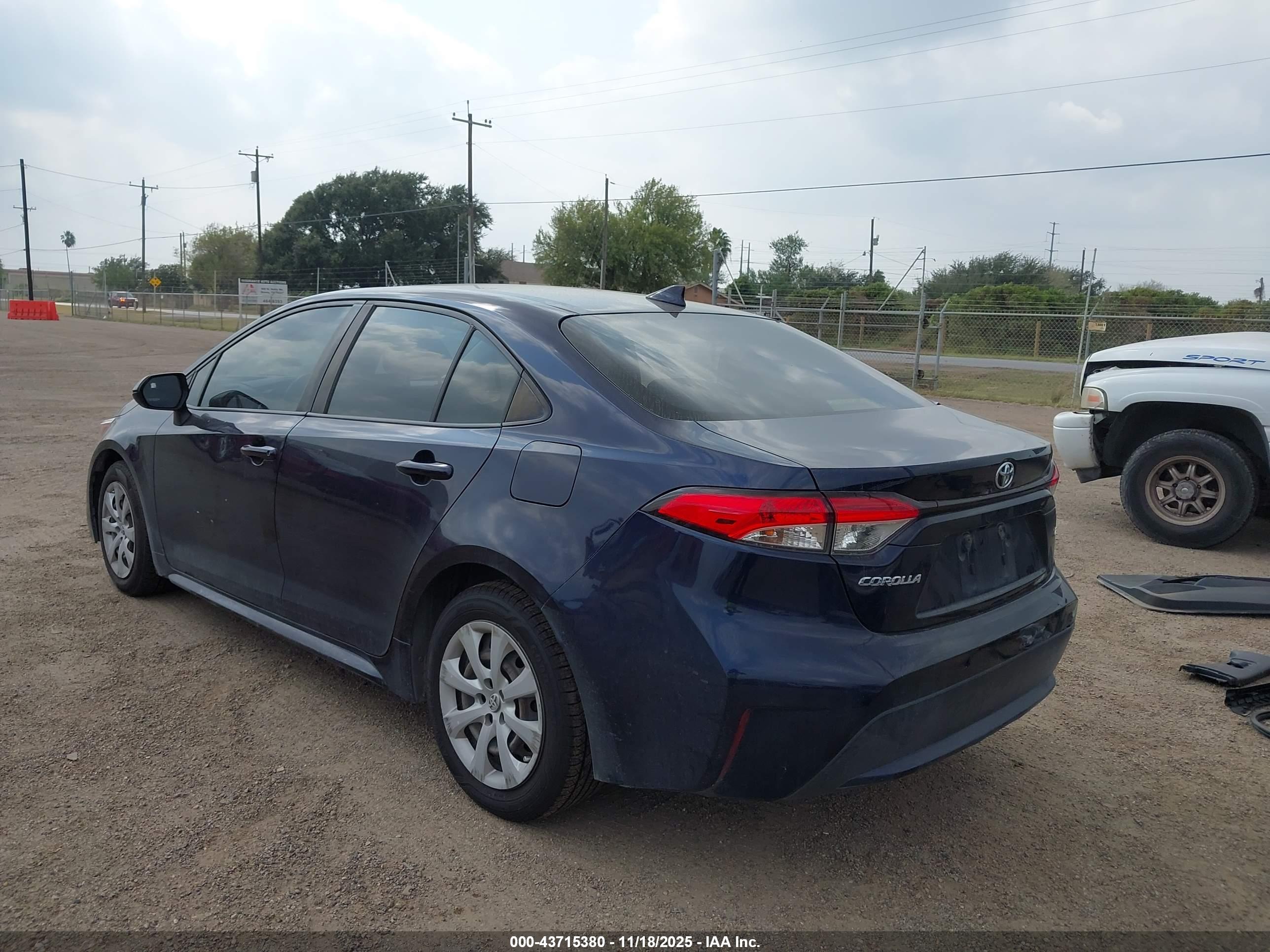 TOYOTA COROLLA image 3
