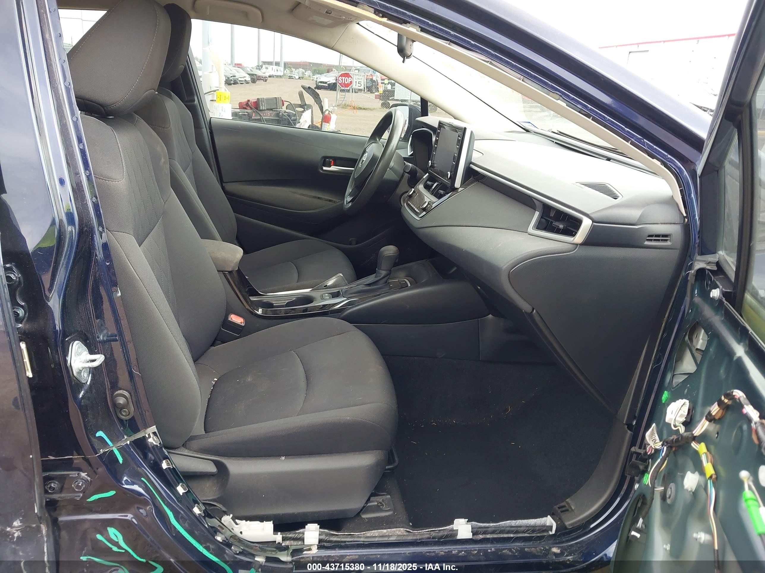 TOYOTA COROLLA image 5