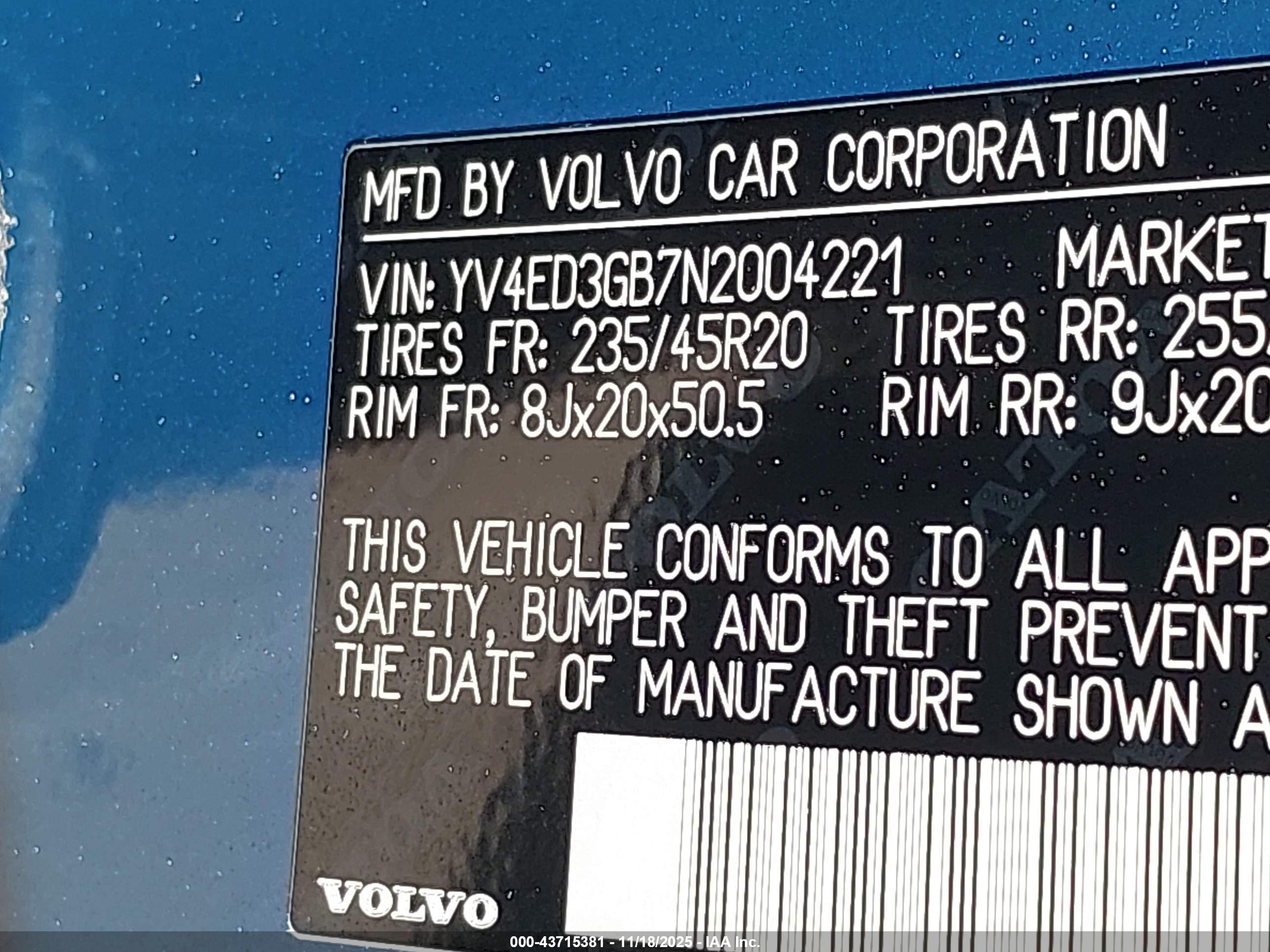 VOLVO C40 image 9