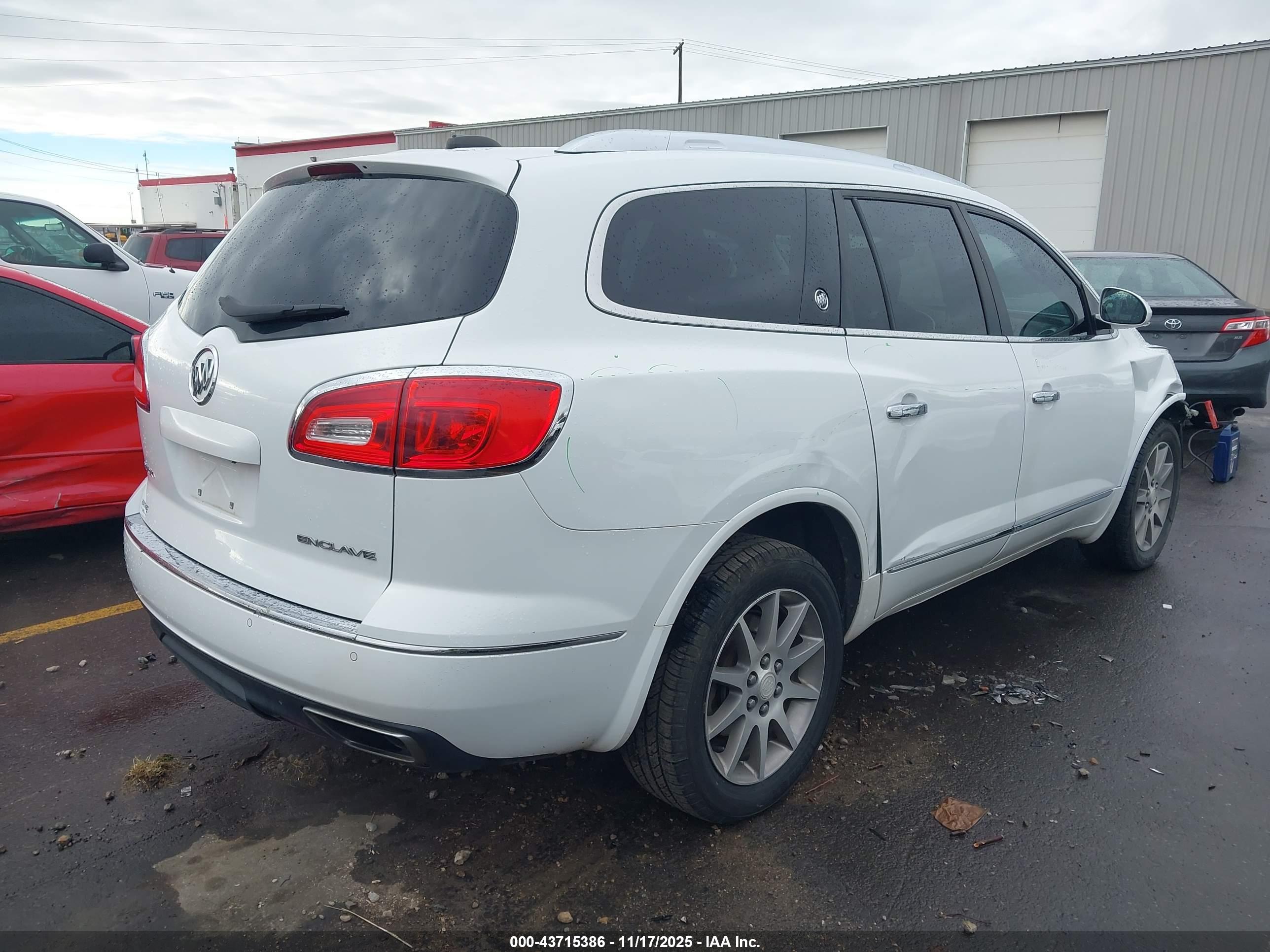 BUICK ENCLAVE image 4