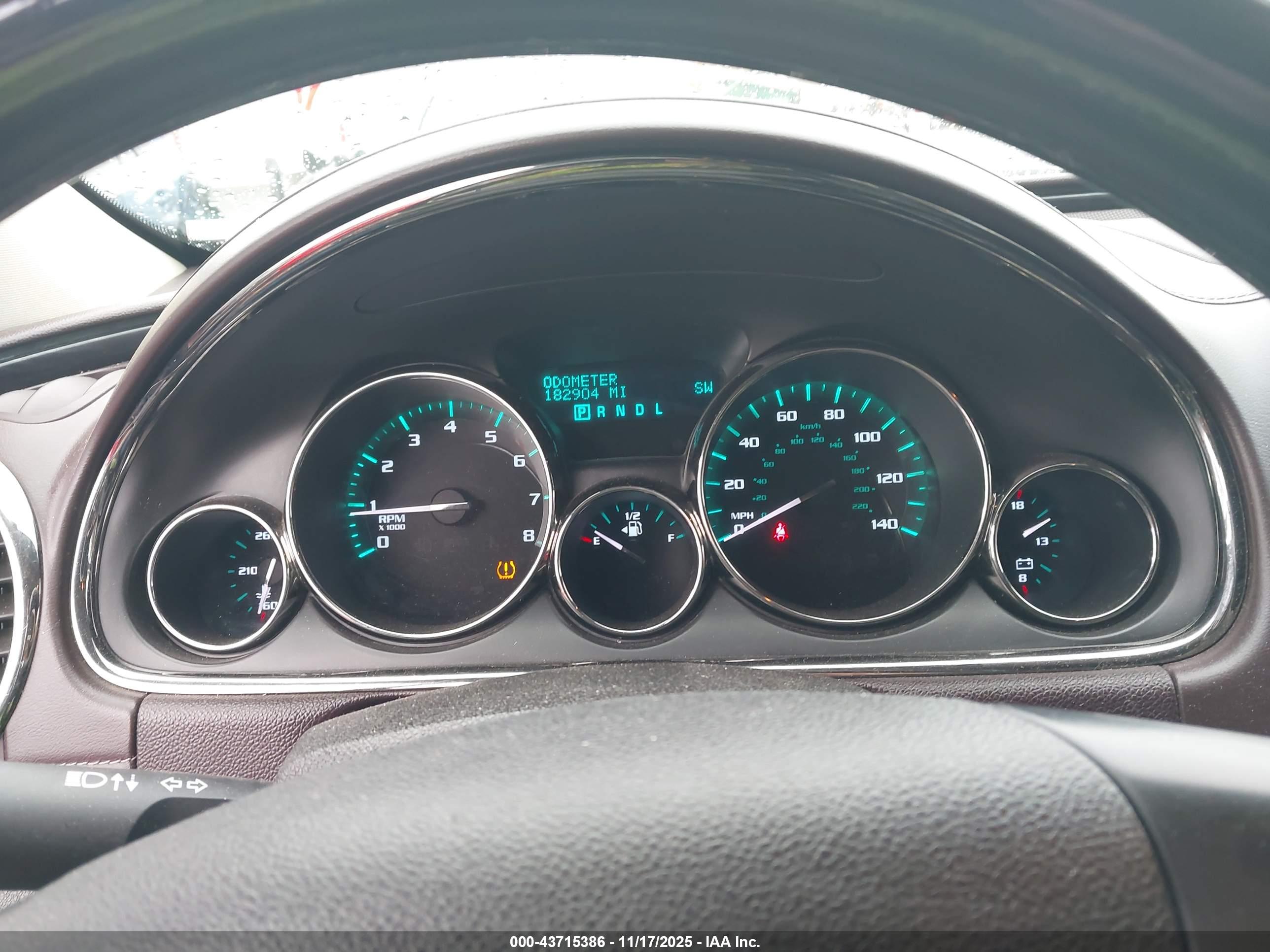BUICK ENCLAVE image 7
