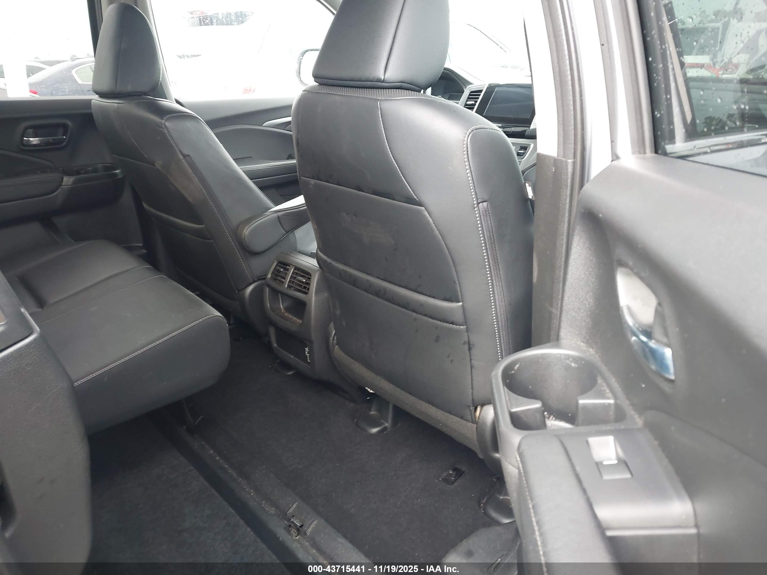 HONDA RIDGELINE image 8
