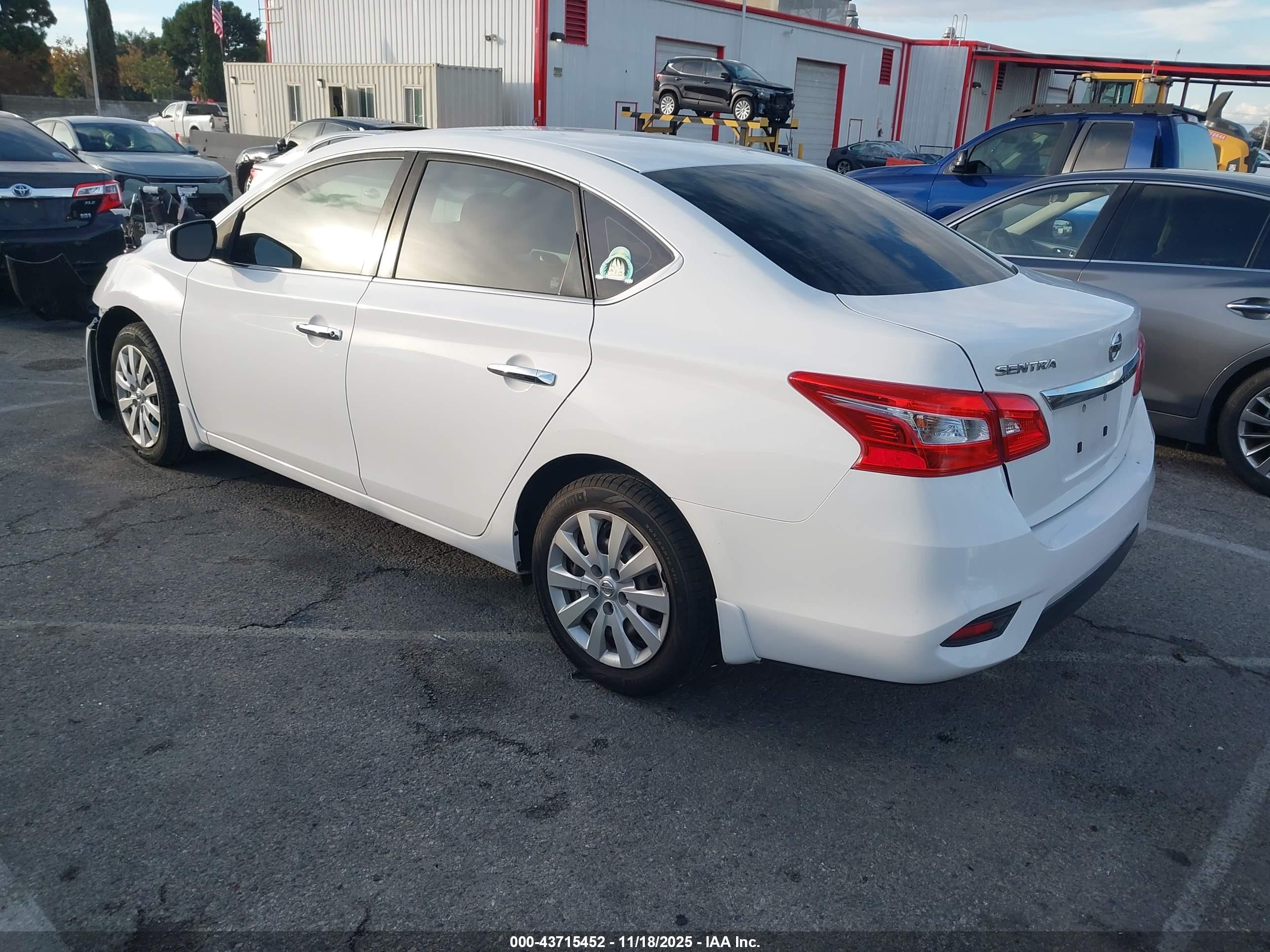 NISSAN SENTRA image 3