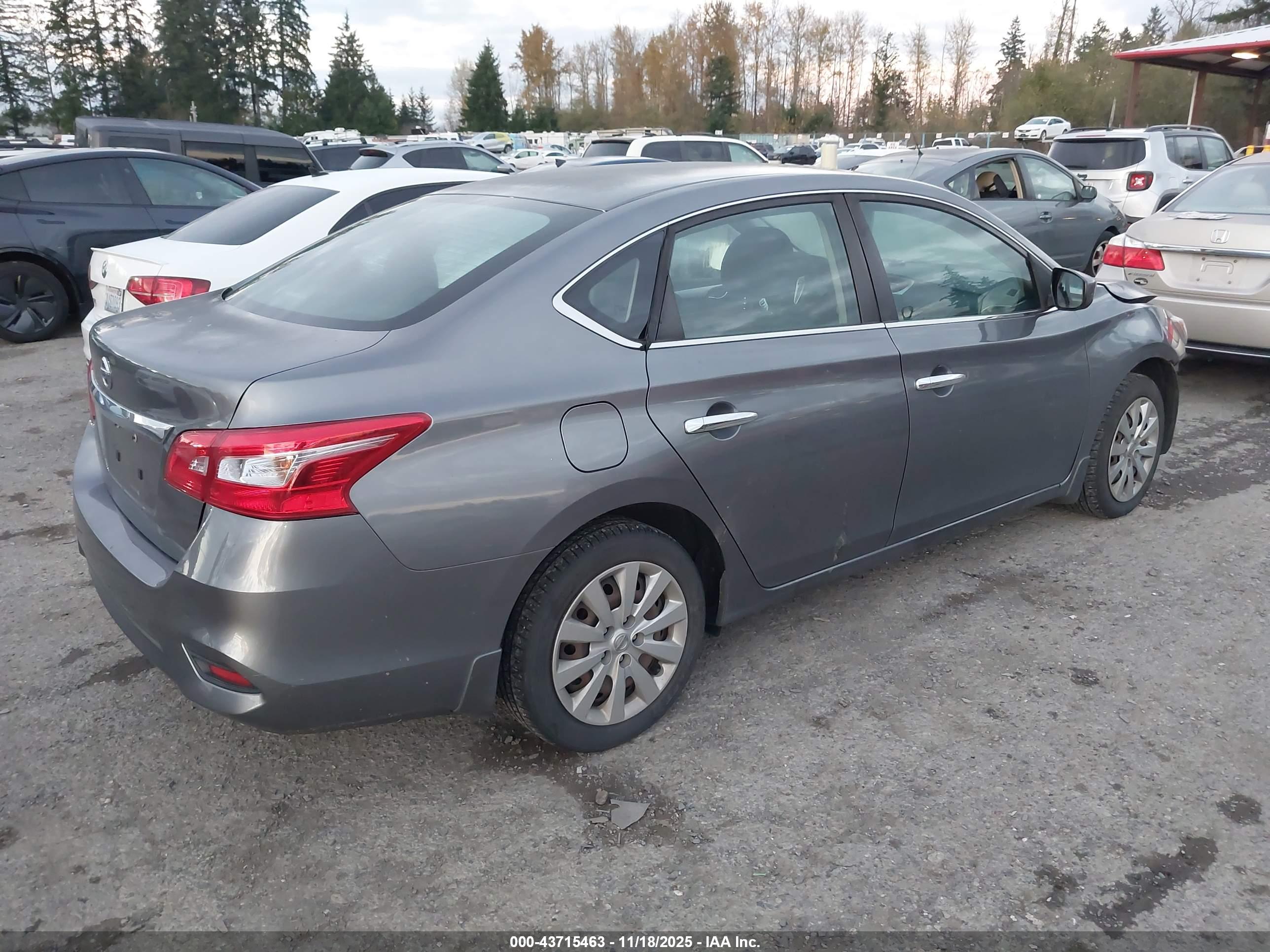 NISSAN SENTRA image 4