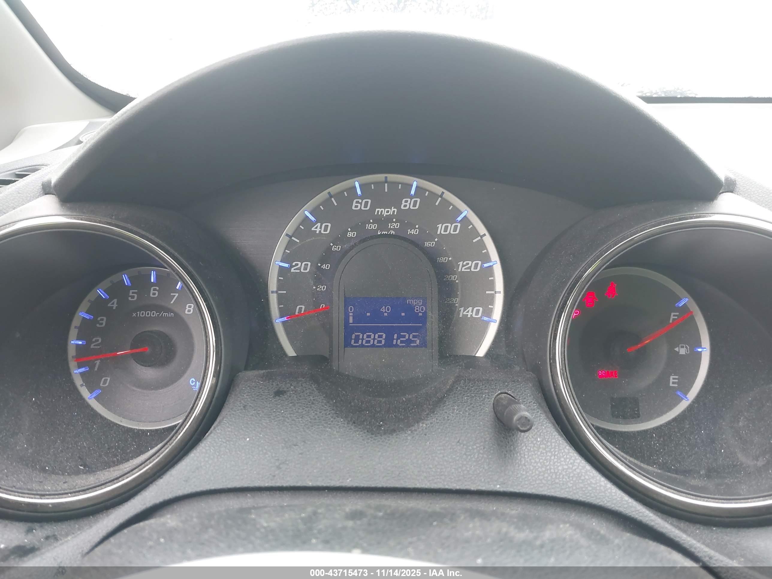 HONDA FIT image 7