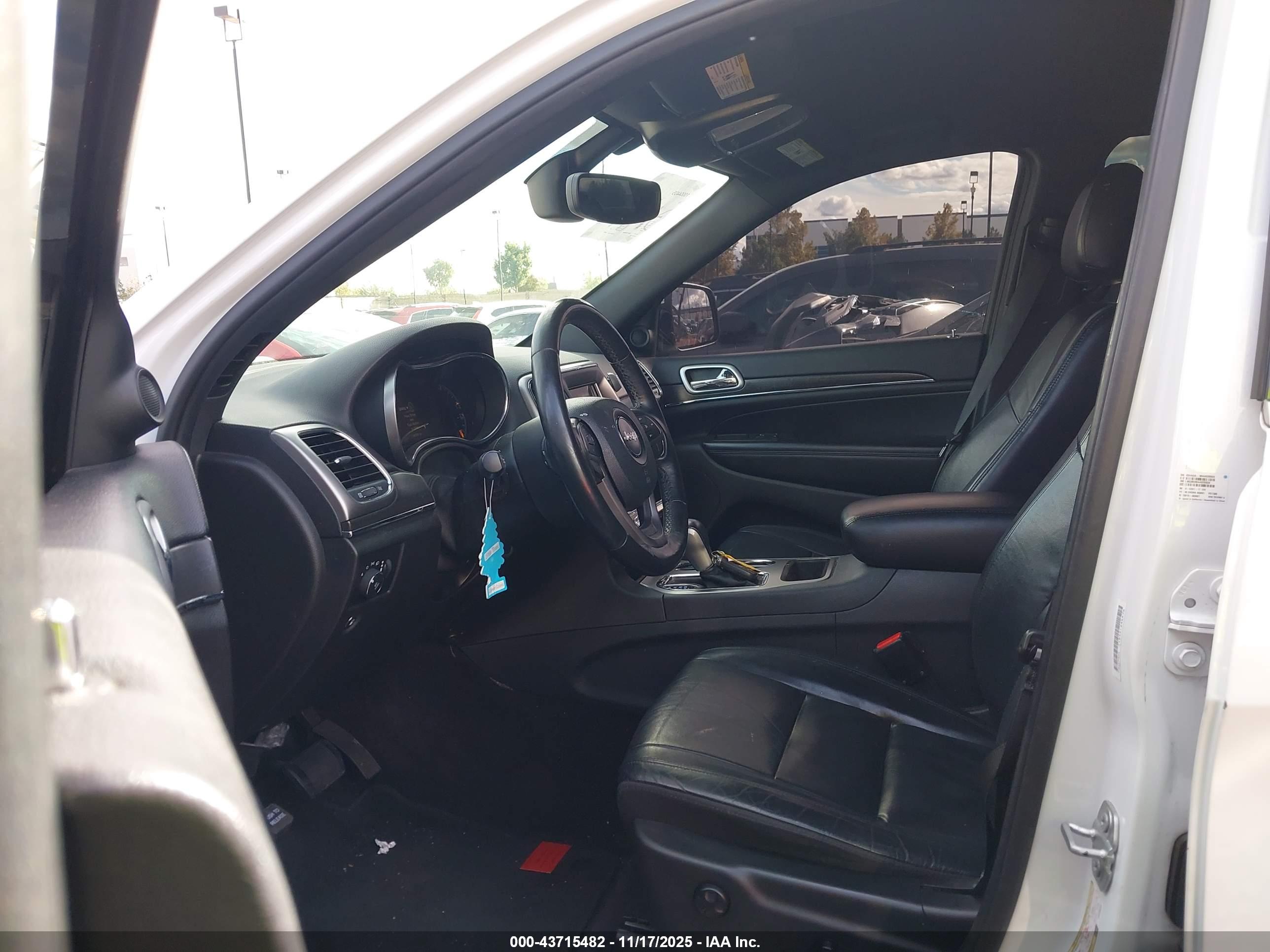 JEEP GRAND image 5