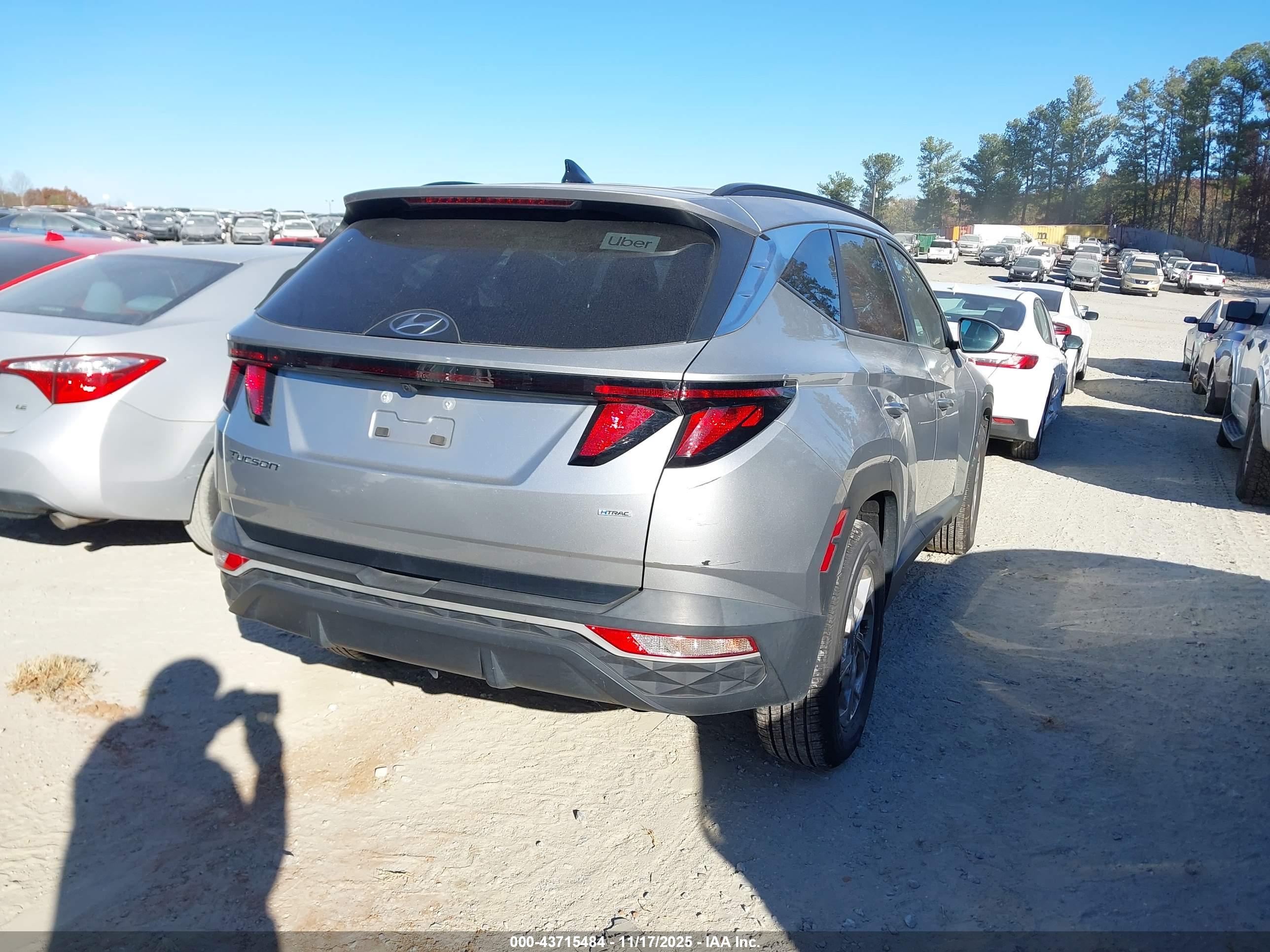 HYUNDAI TUCSON image 4