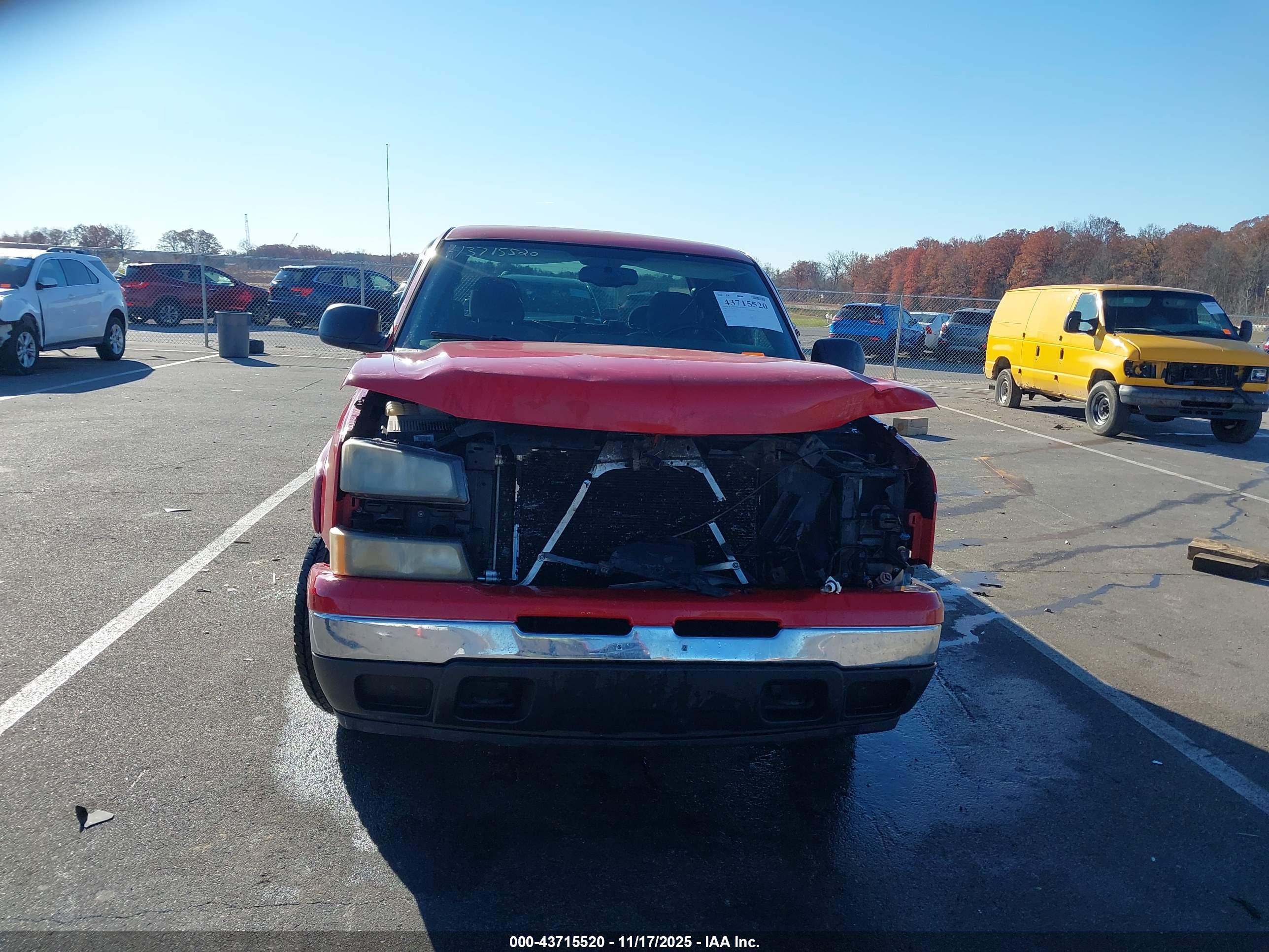 CHEVROLET SILVERADO image 6