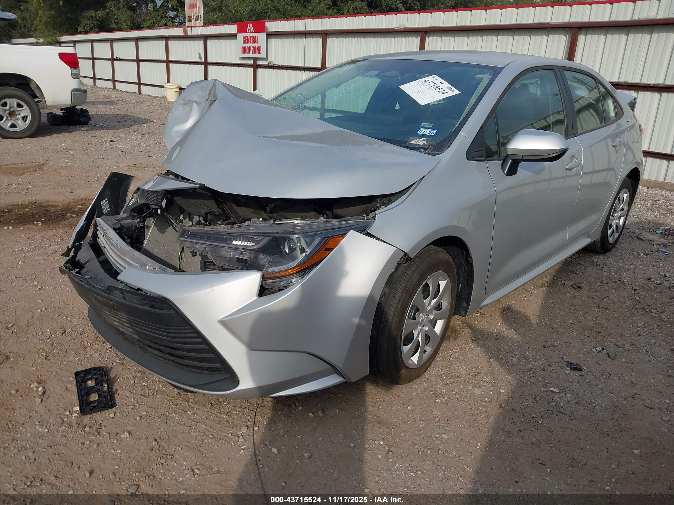 TOYOTA COROLLA image 2