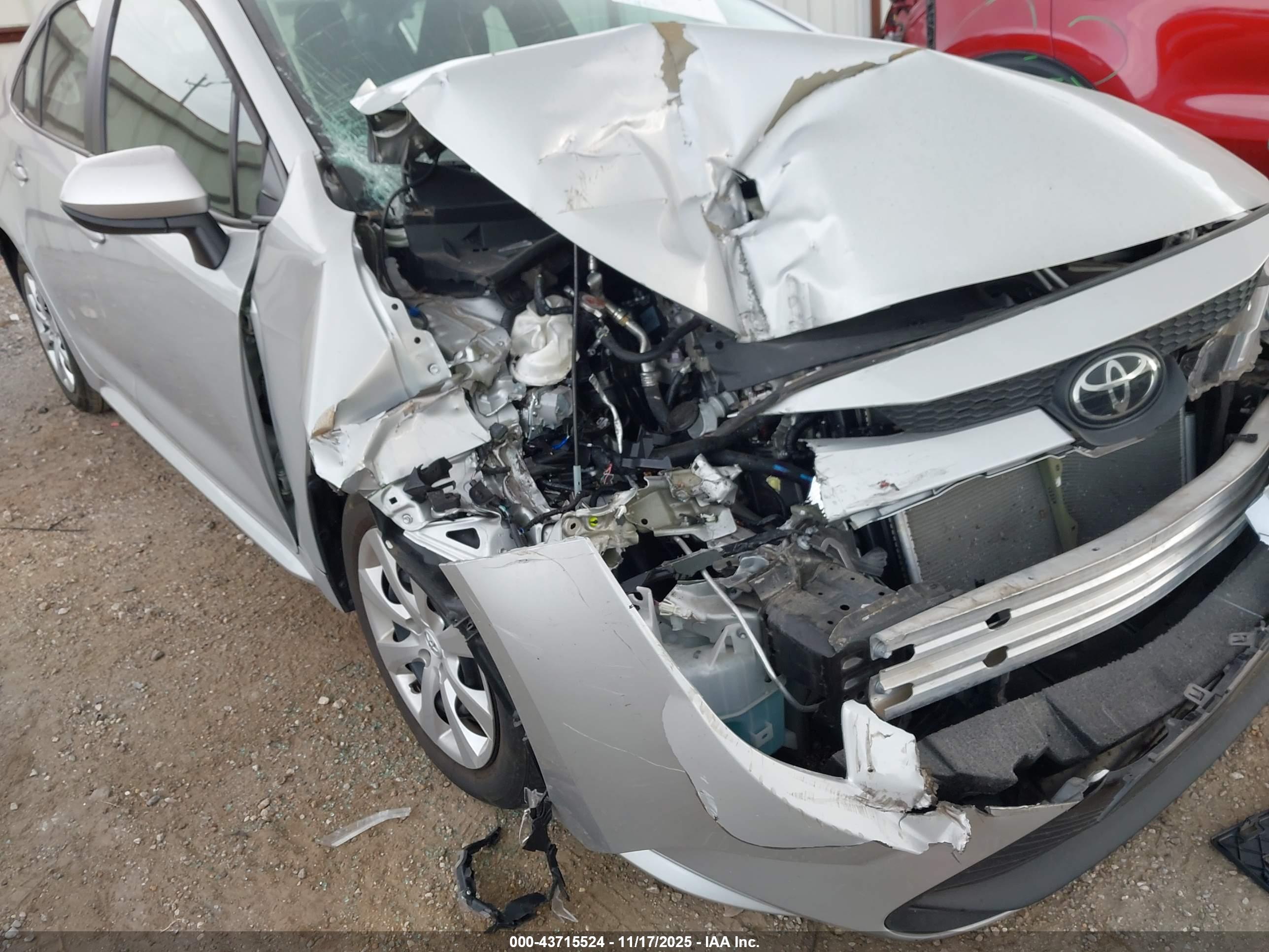 TOYOTA COROLLA image 6