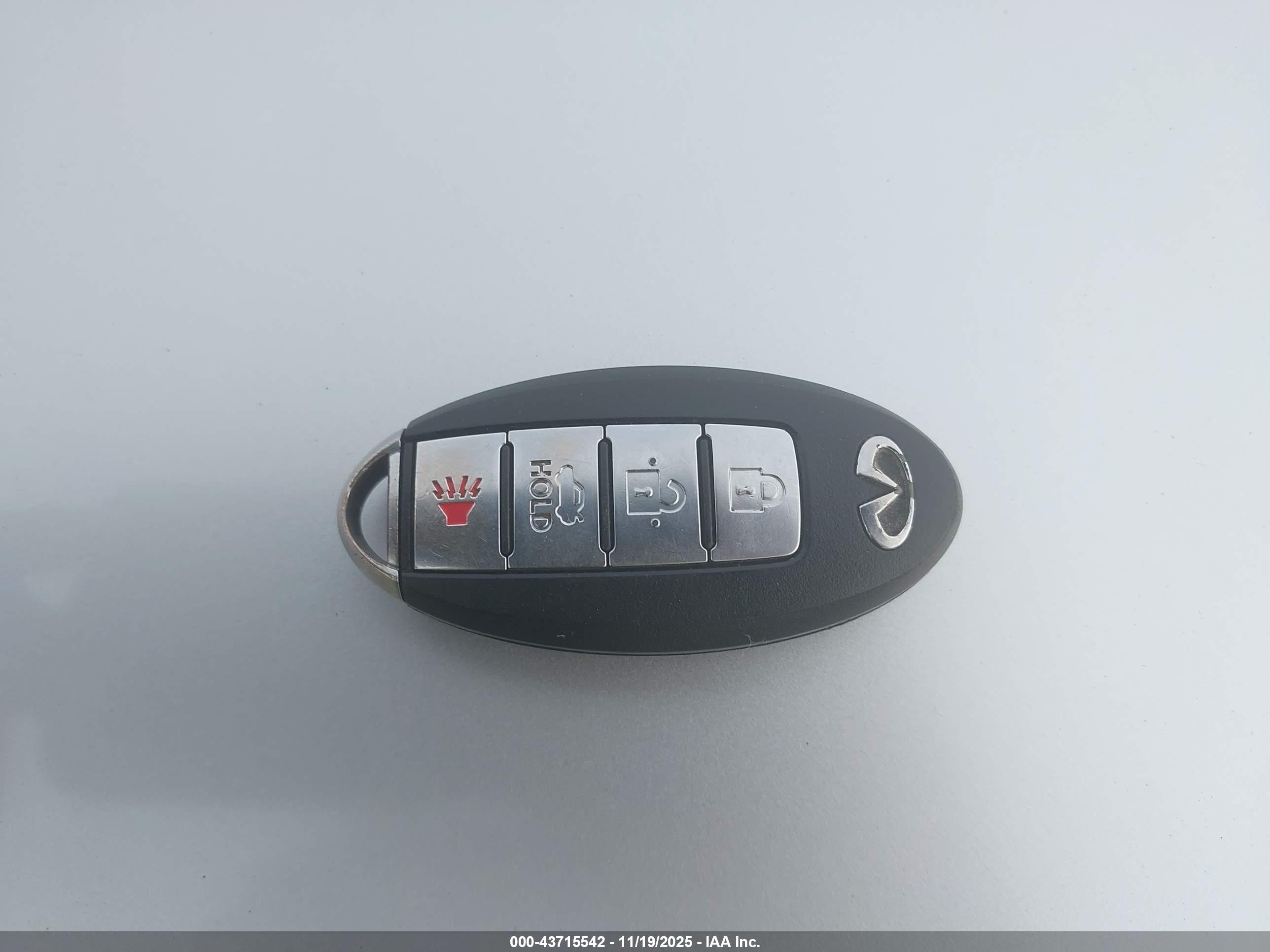 INFINITI M37 image 11
