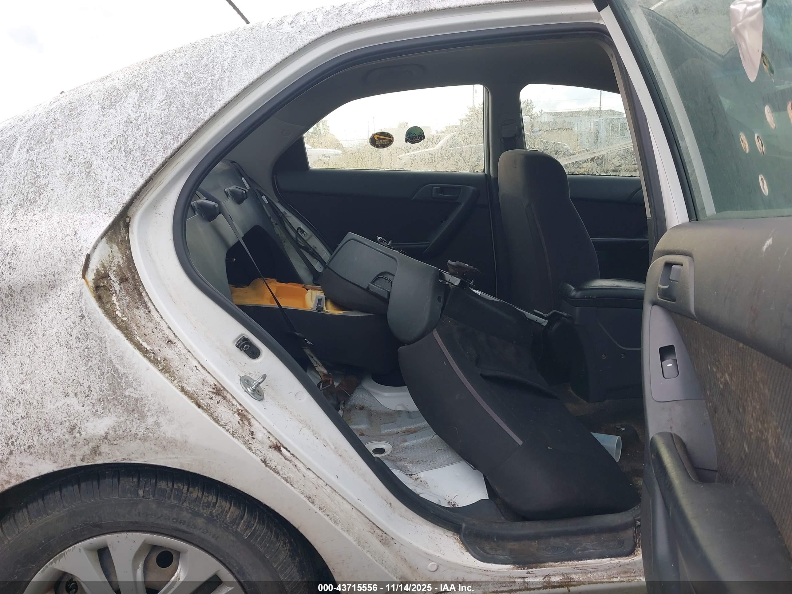 KIA FORTE image 8