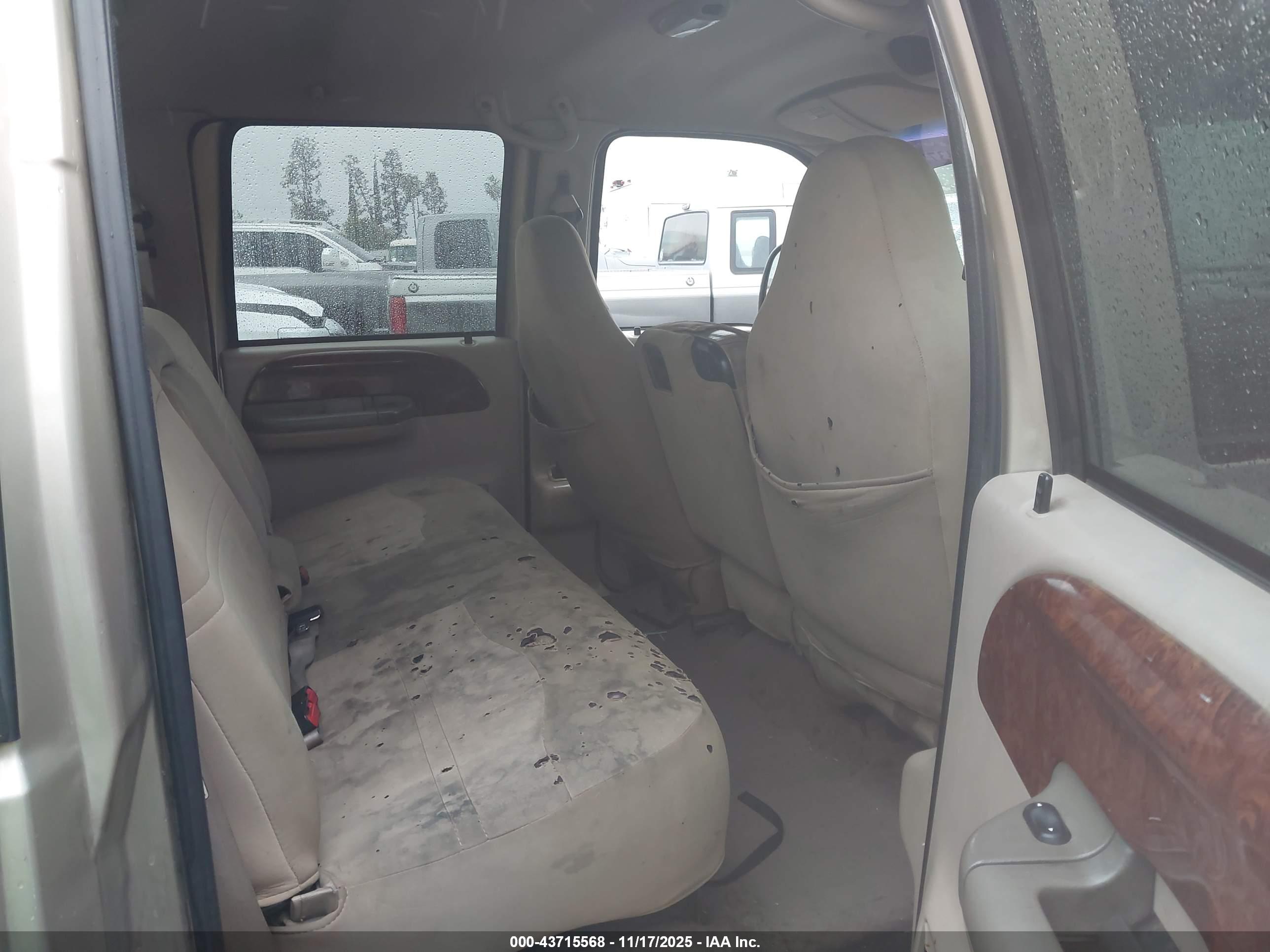 FORD F-350 image 8