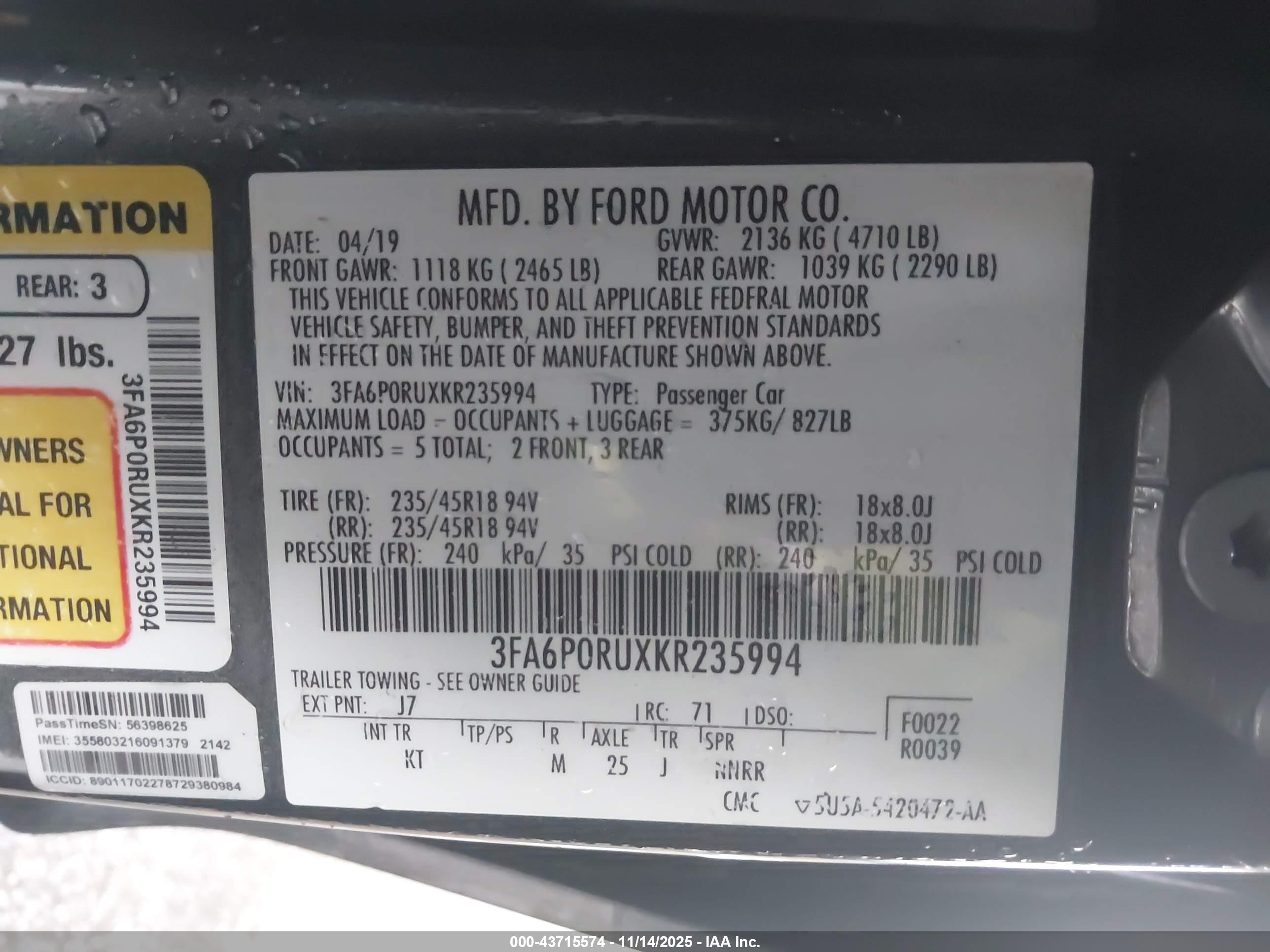 FORD FUSION image 9