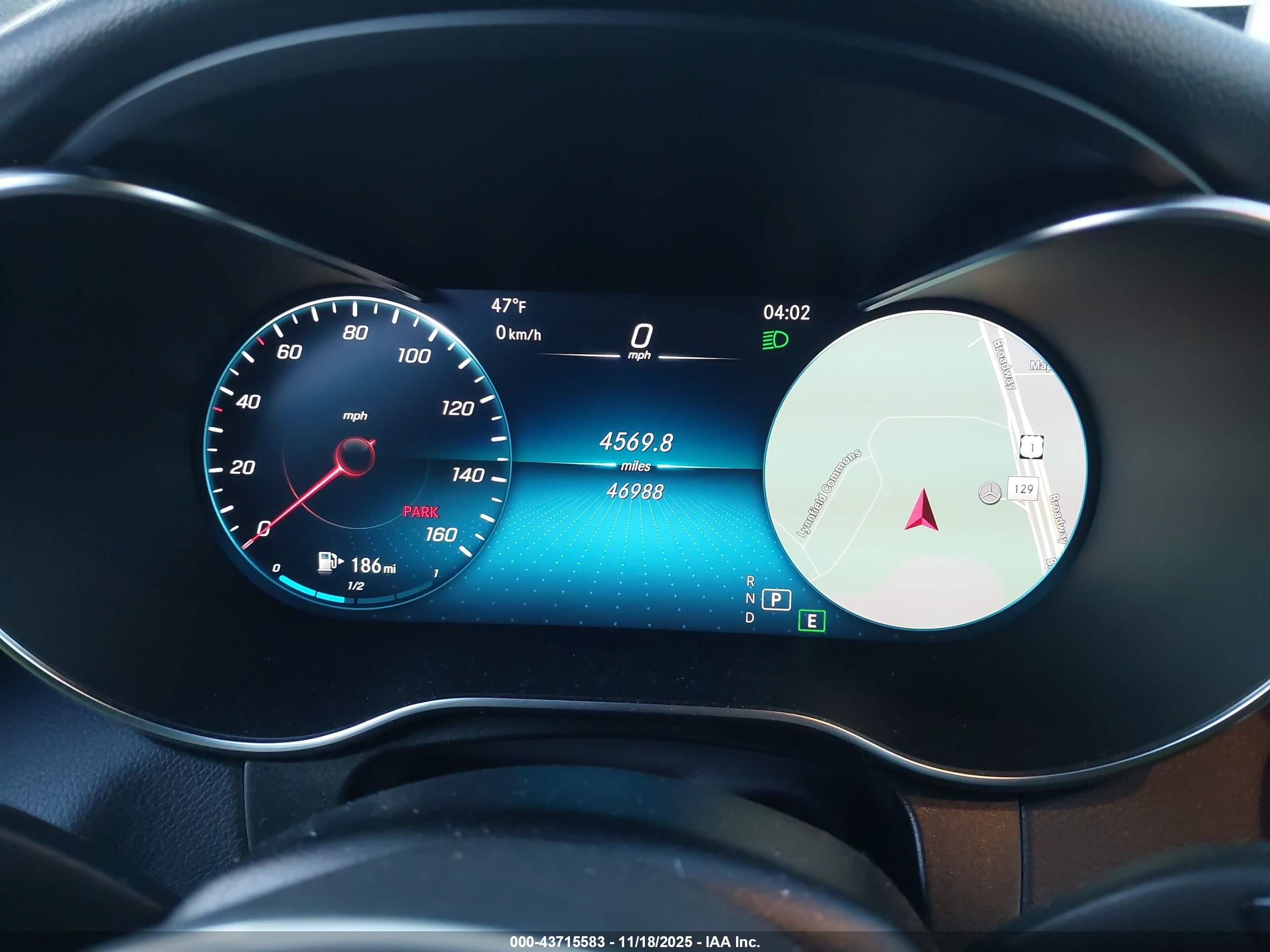 MERCEDES-BENZ GLC image 7